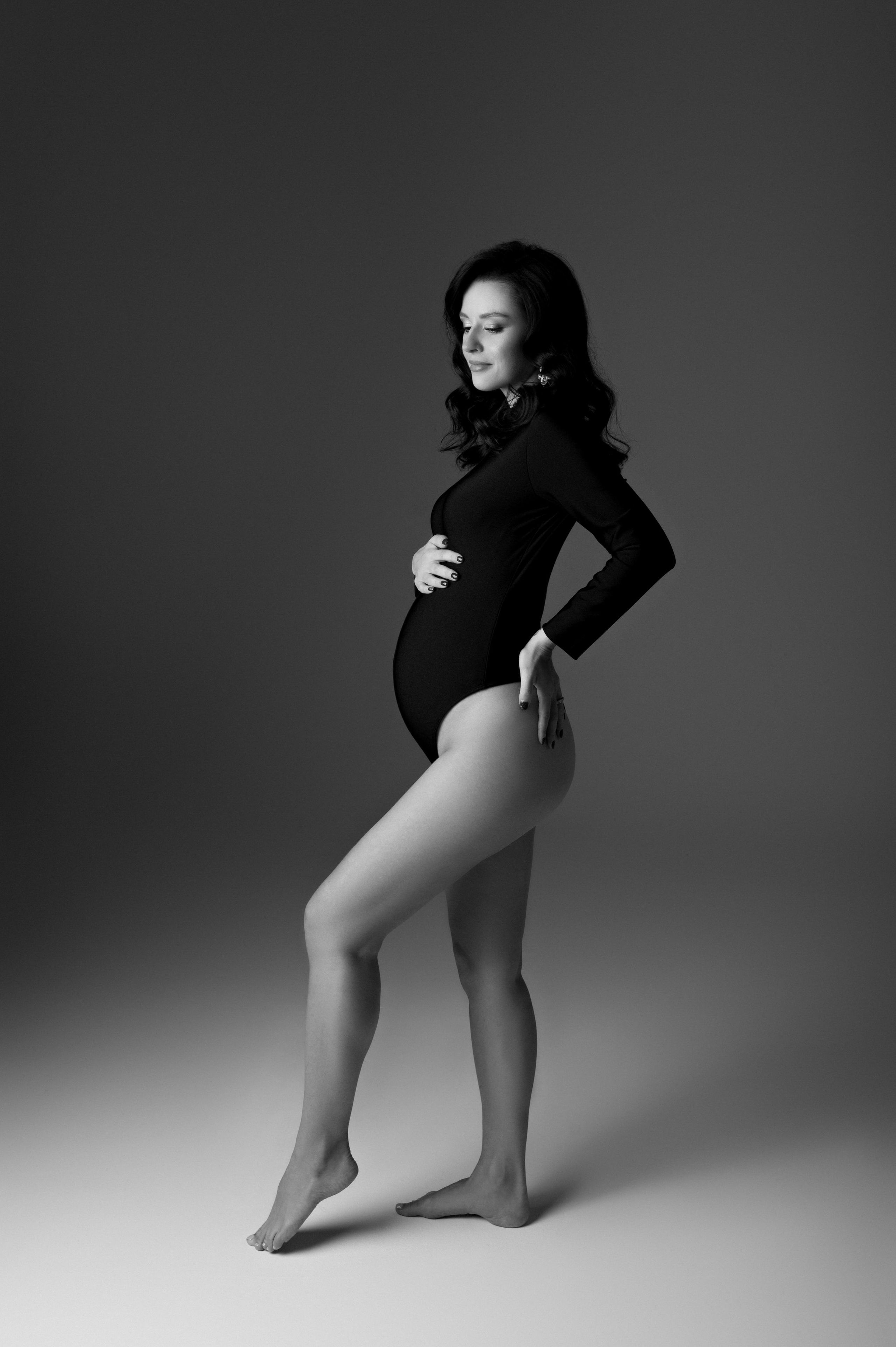 Emilia & Ondrej. Krása tehotenstva v objektíve — Maria Milosovic, tehotenská fotografka