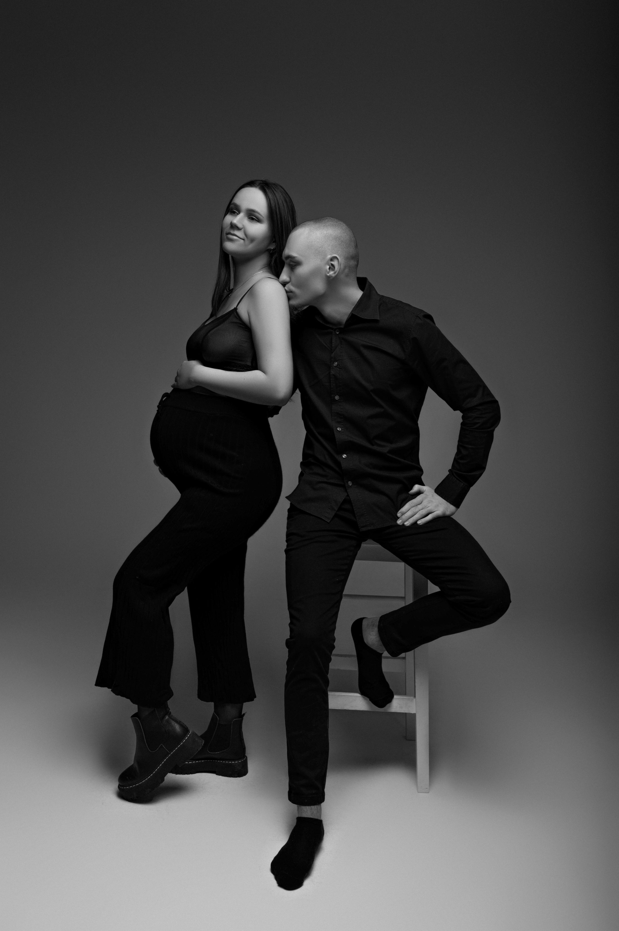 Laura & Viktor. Krása tehotenstva v objektíve — Maria Milosovic, tehotenská fotografka