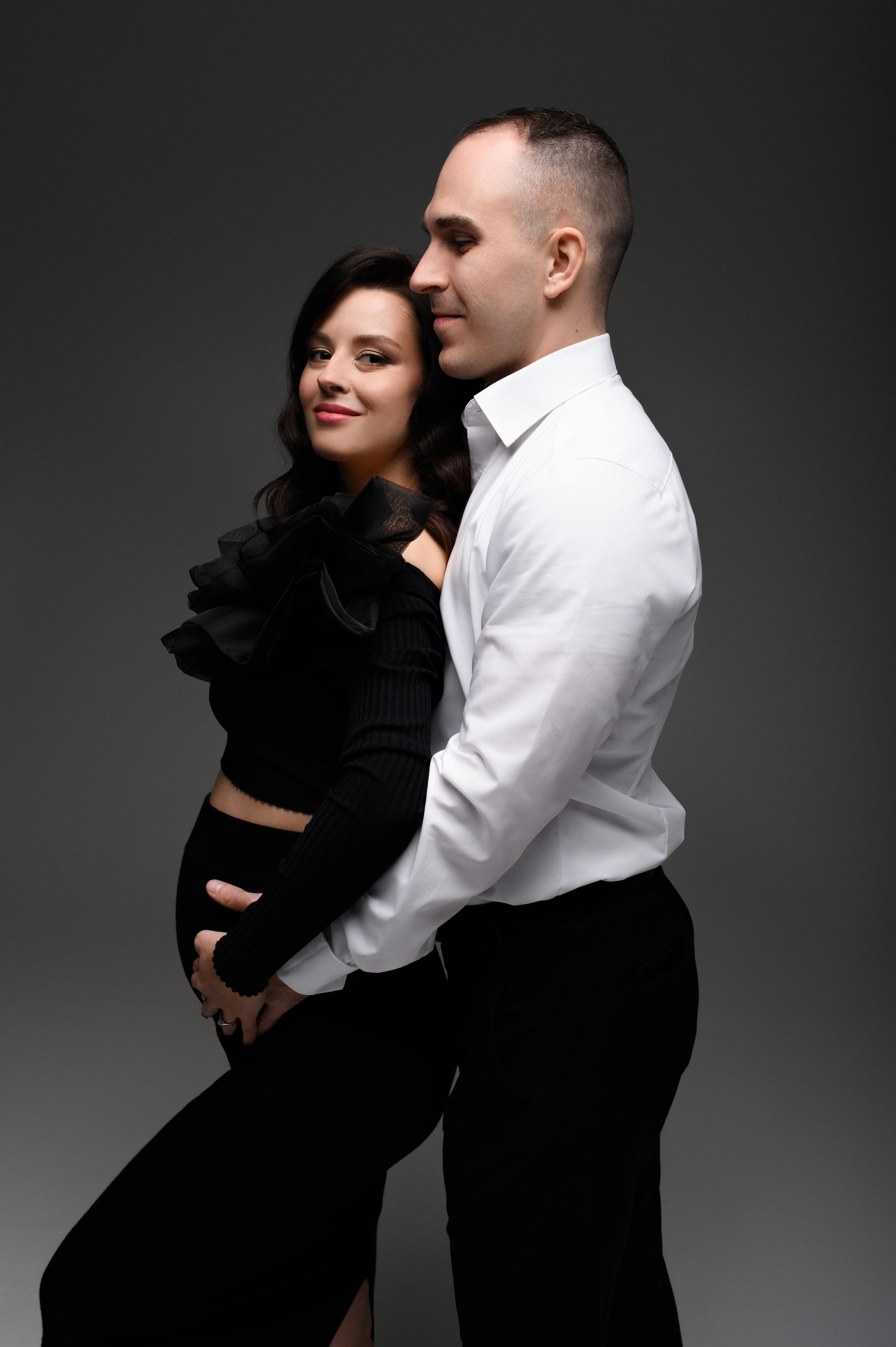 Emilia & Ondrej. Krása tehotenstva v objektíve — Maria Milosovic, tehotenská fotografka