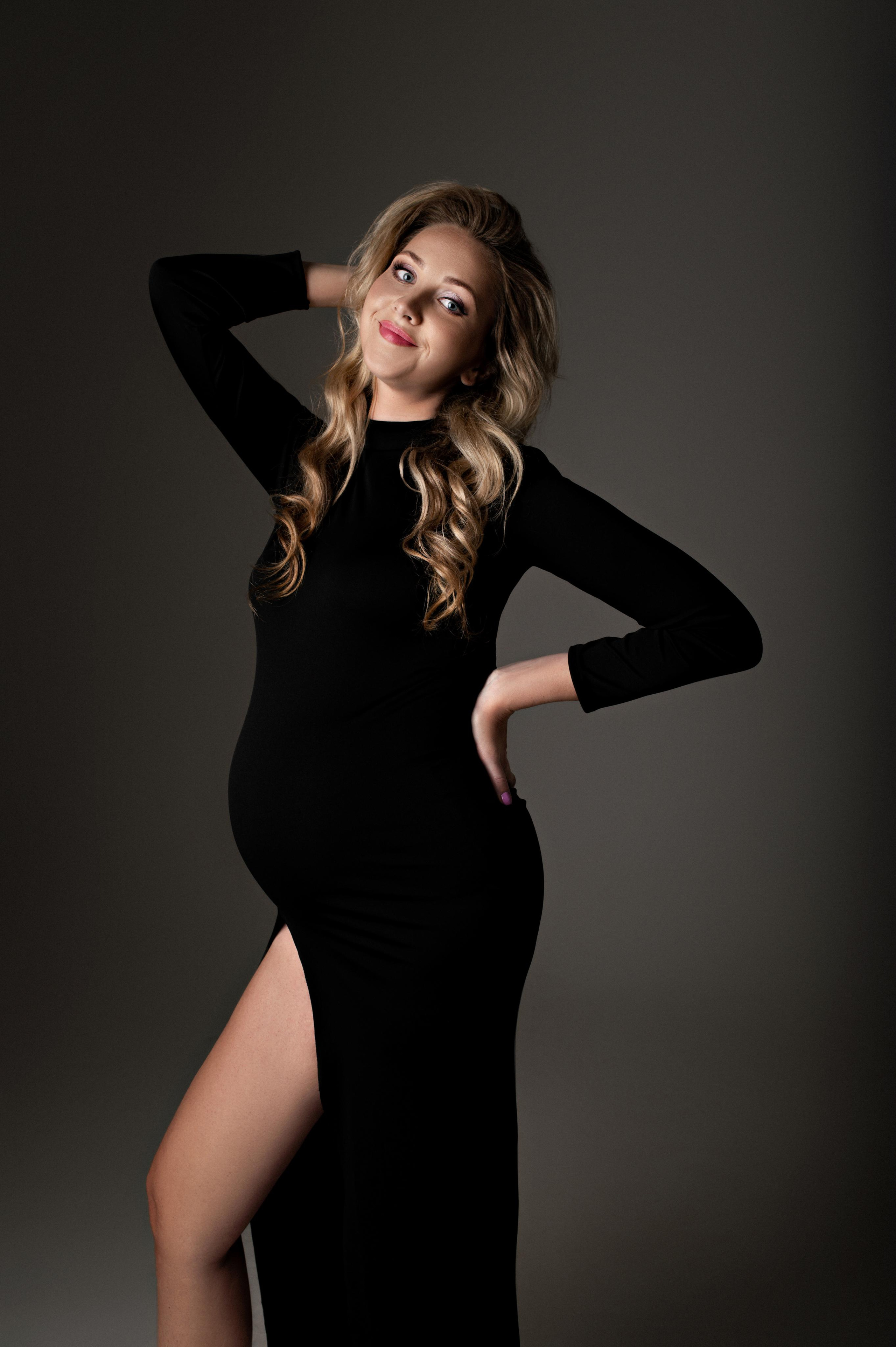 Lucia & Adam. Krása tehotenstva v objektíve — Maria Milosovic, tehotenská fotografka