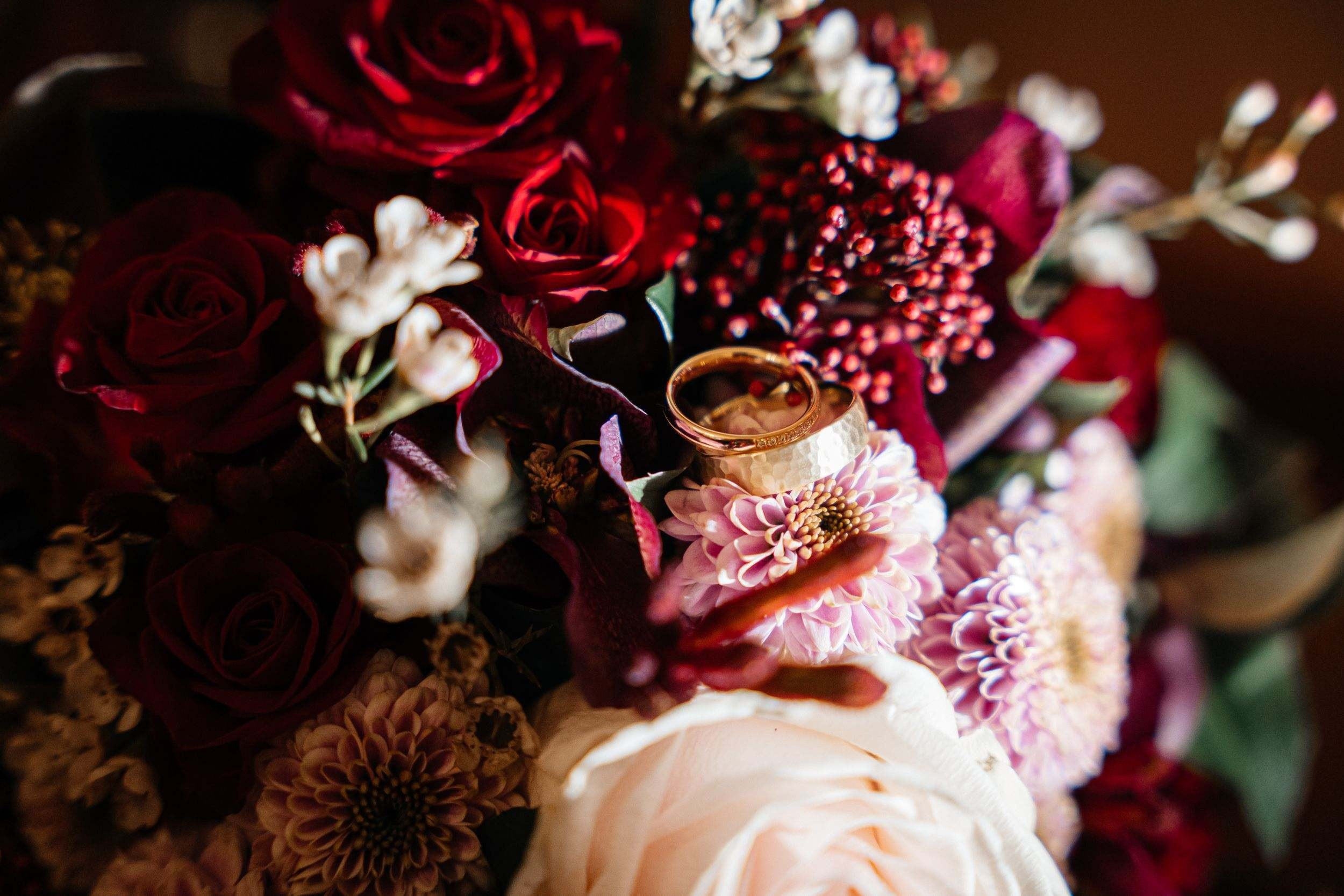 Civil Wedding in Frankfurt-Höchst. Wedding photographer & videographer Frankfurt | Denis Mirosnik