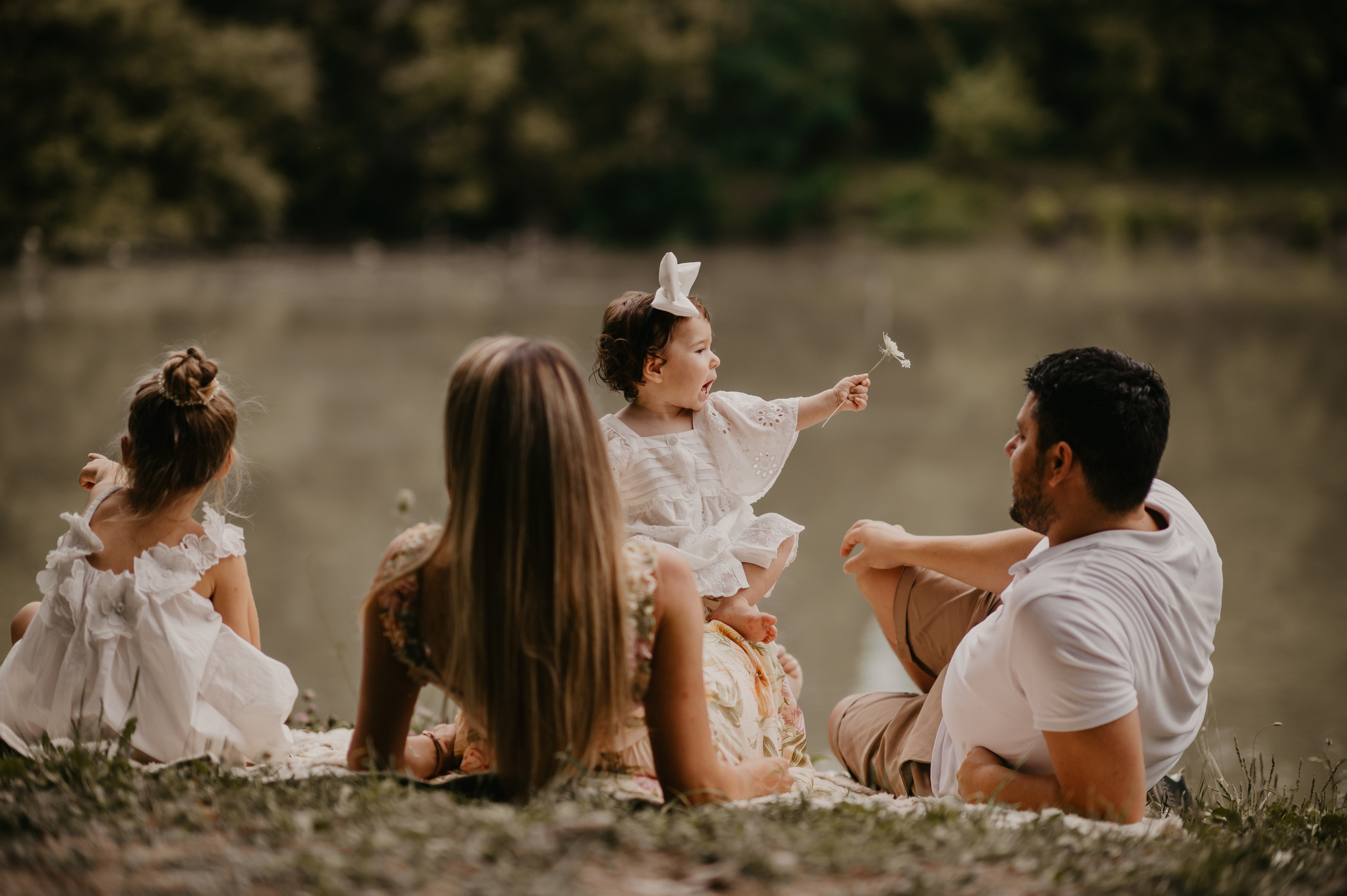 Ada Safari. Ana Sladojevic