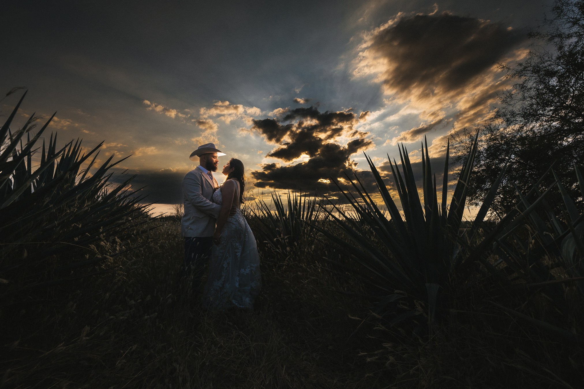 Aguascalientes / Jalisco Trash The Dress Viviana y Jesse. Estudio de fotografia en Tijuana