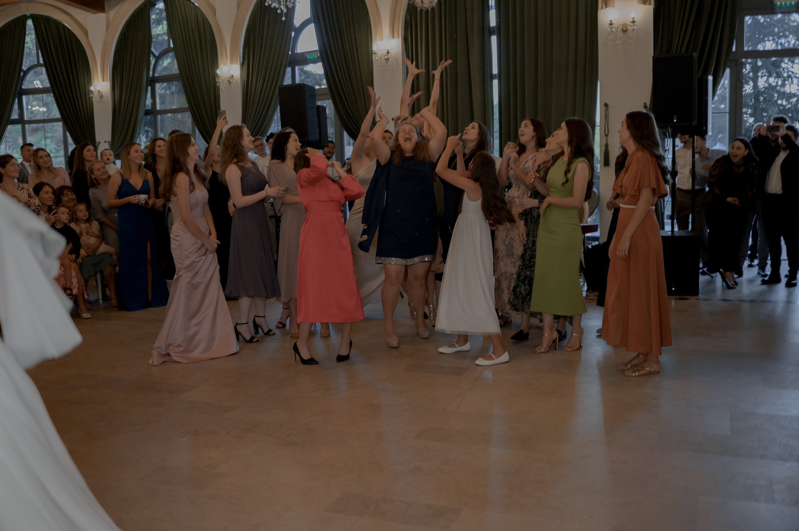 Cluj Wedding at Sungarden Resort. Fairytale wedding in Romania. Wedding photographer and videographer based in Timisoara, Romania