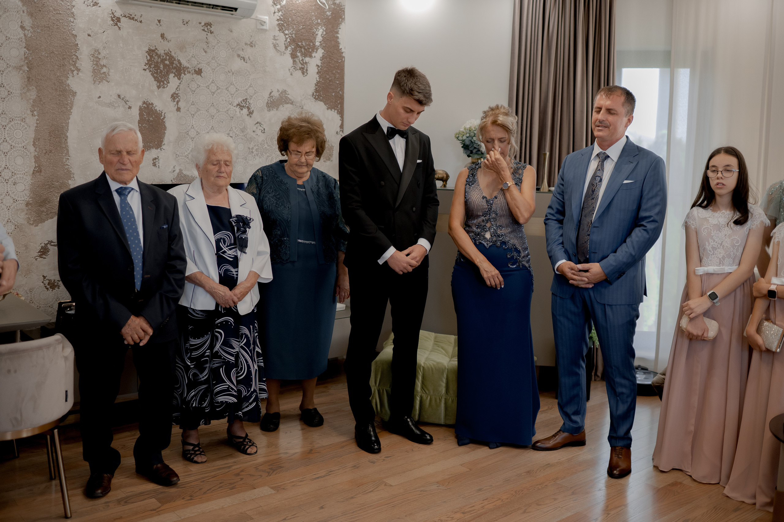 Cluj Wedding at Sungarden Resort. Fairytale wedding in Romania. Wedding photographer and videographer based in Timisoara, Romania