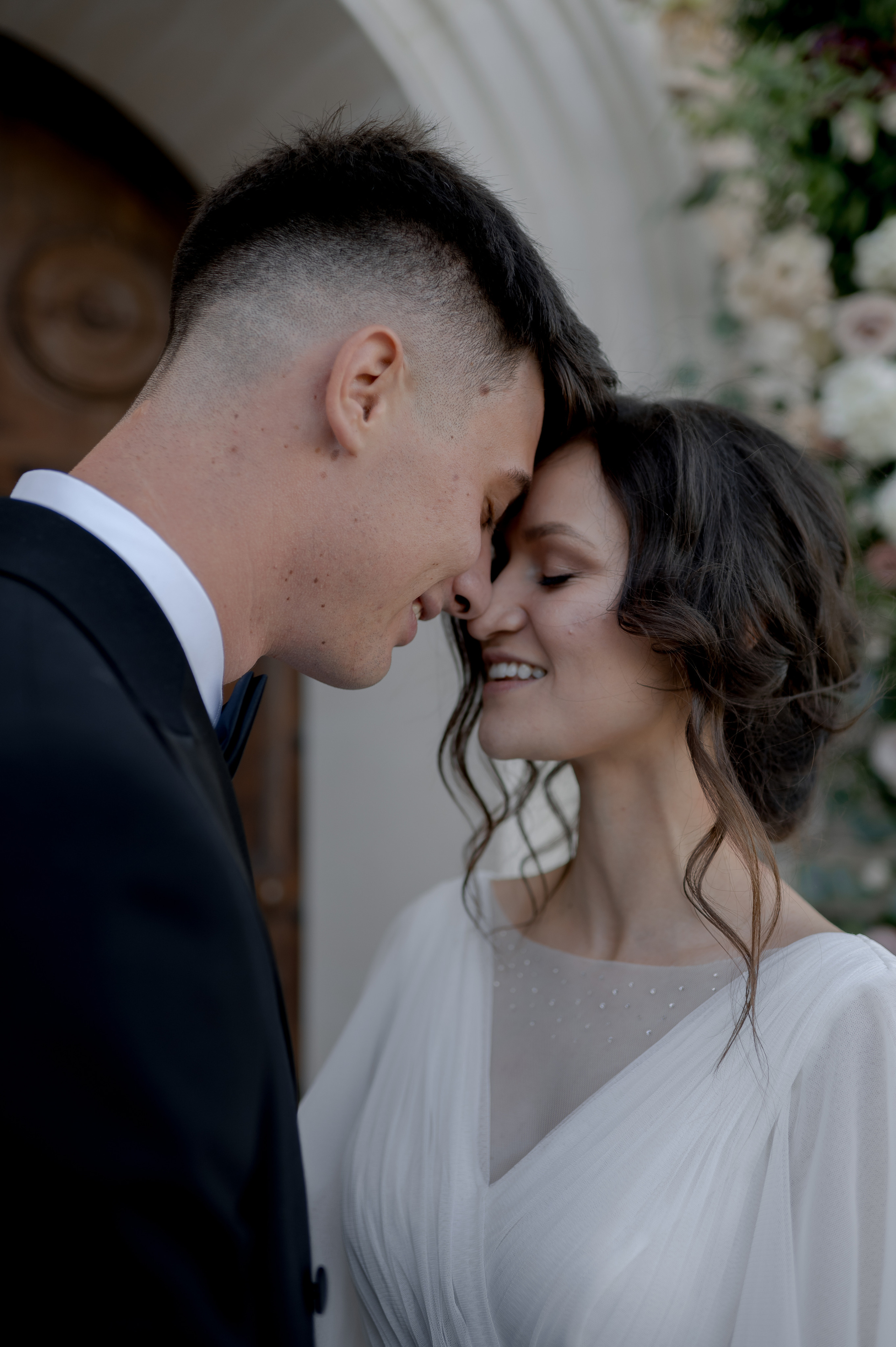 Cluj Wedding at Sungarden Resort. Fairytale wedding in Romania. Wedding photographer and videographer based in Timisoara, Romania