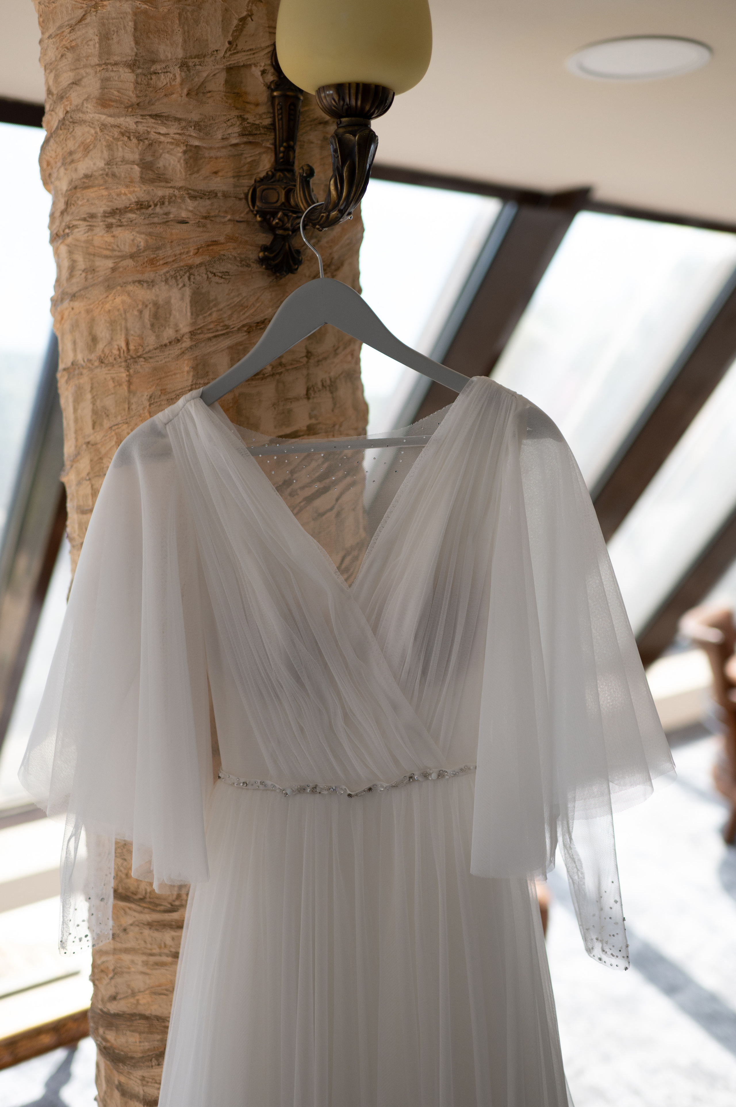 Cluj Wedding at Sungarden Resort. Fairytale wedding in Romania. Wedding photographer and videographer based in Timisoara, Romania