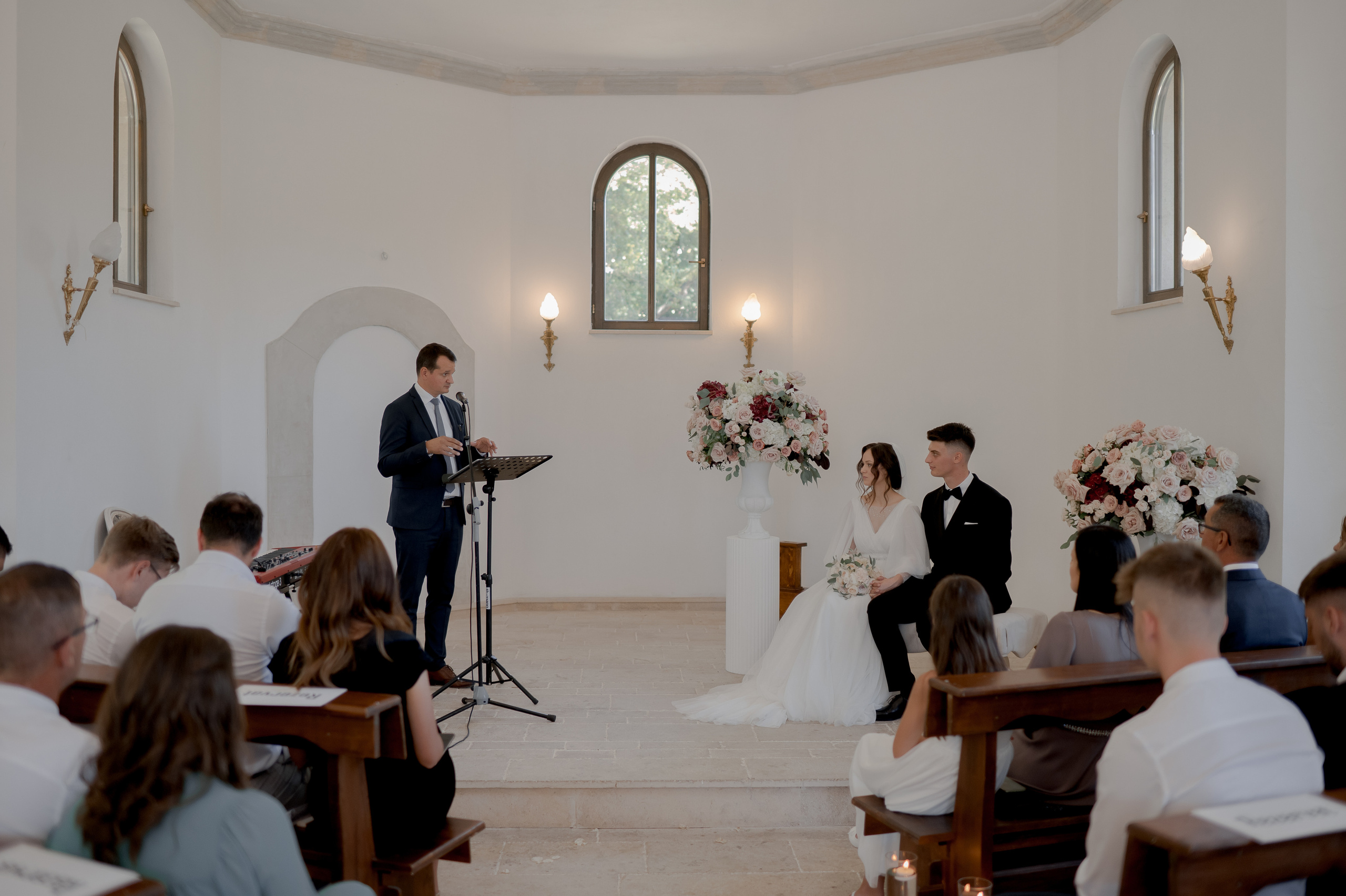 Cluj Wedding at Sungarden Resort. Fairytale wedding in Romania. Wedding photographer and videographer based in Timisoara, Romania