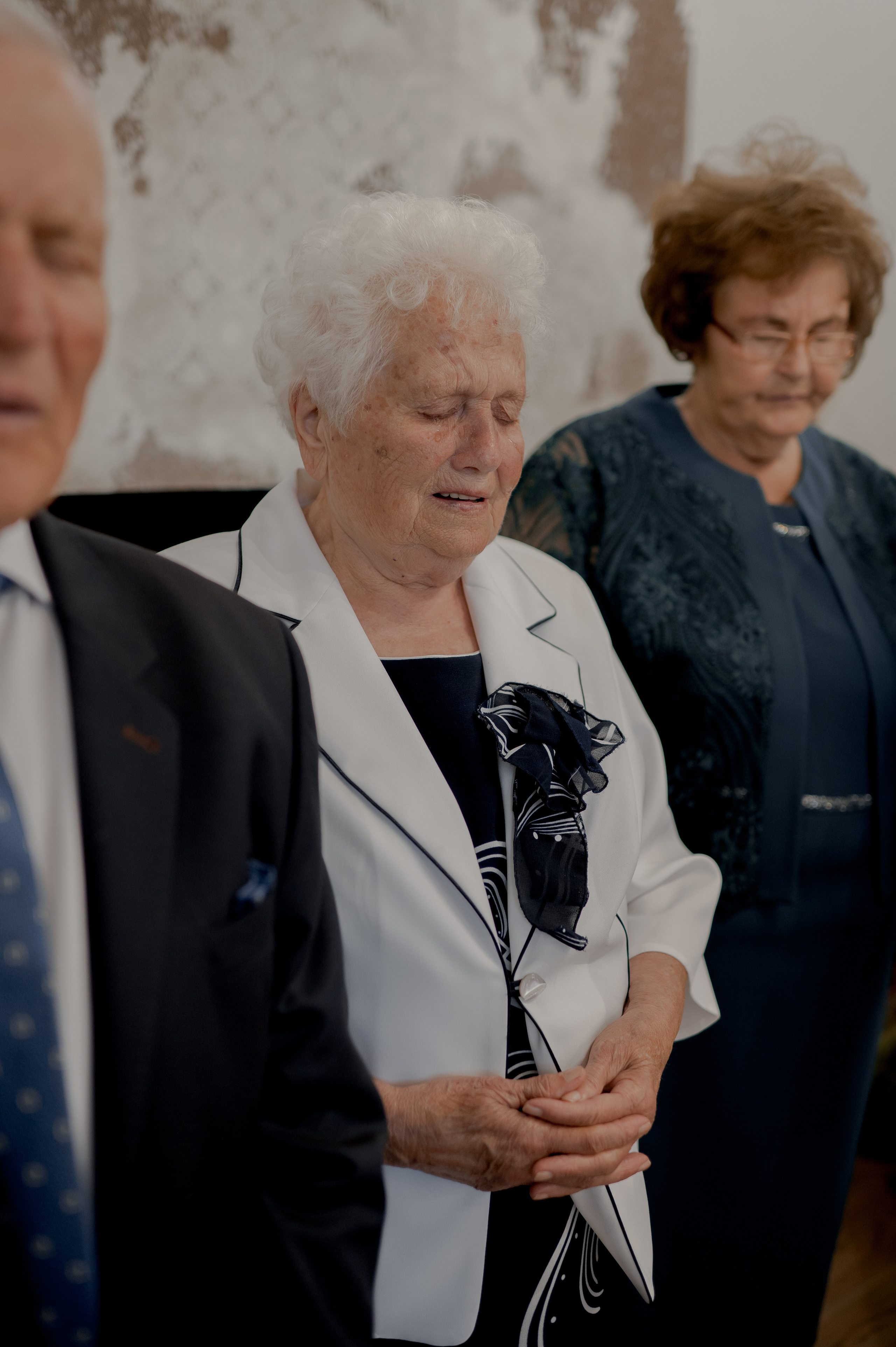 Cluj Wedding at Sungarden Resort. Fairytale wedding in Romania. Wedding photographer and videographer based in Timisoara, Romania