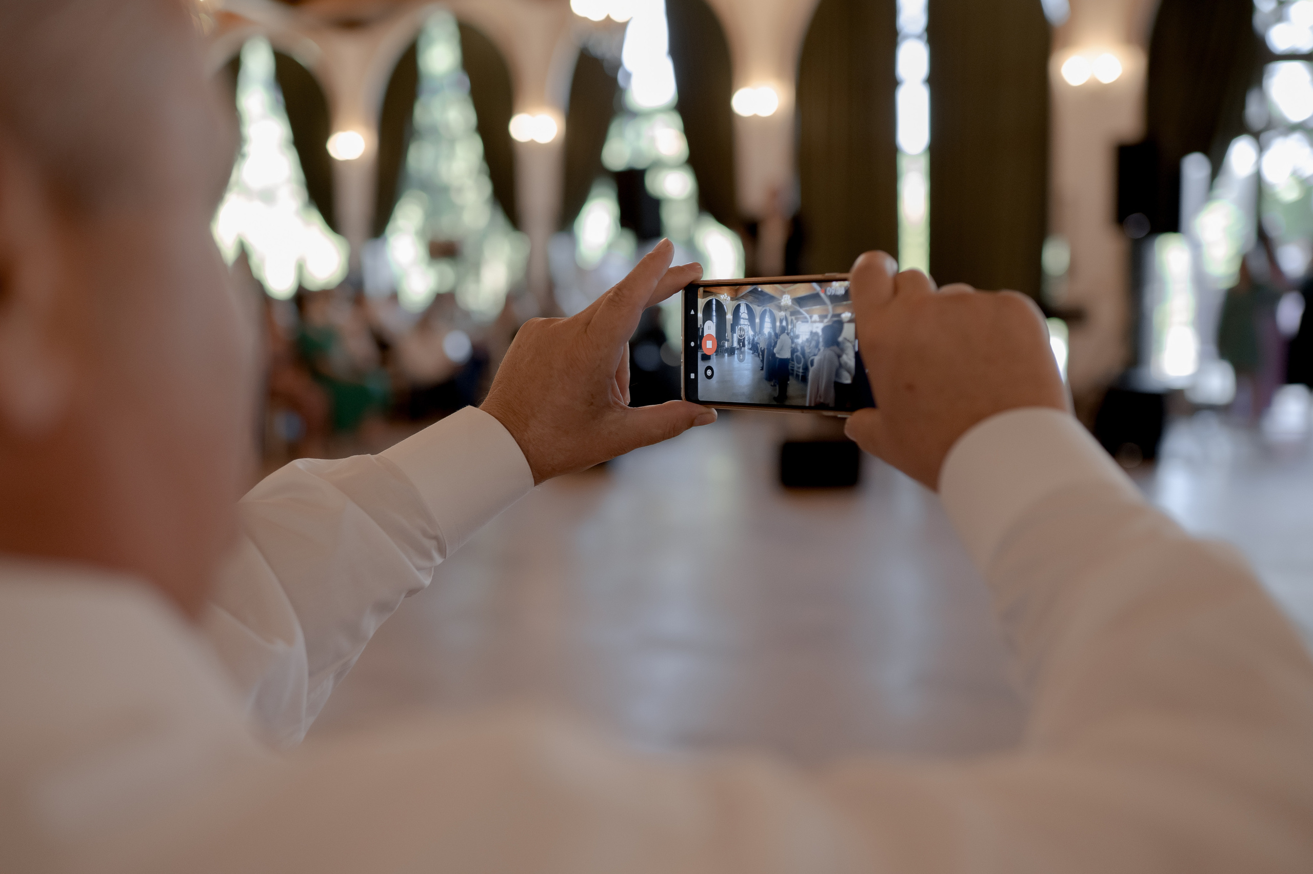Cluj Wedding at Sungarden Resort. Fairytale wedding in Romania. Wedding photographer and videographer based in Timisoara, Romania