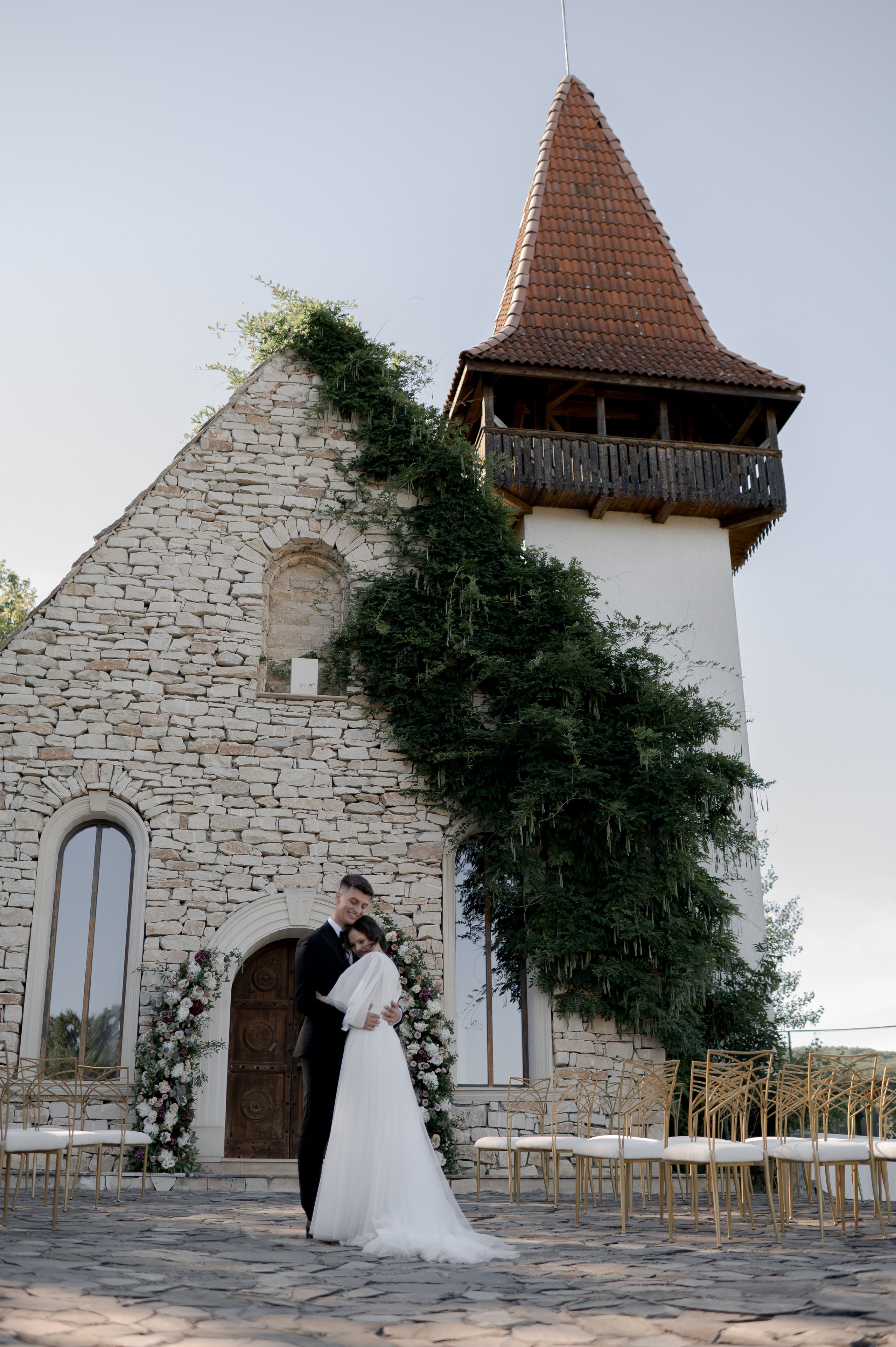 Cluj Wedding at Sungarden Resort. Fairytale wedding in Romania. Wedding photographer and videographer based in Timisoara, Romania