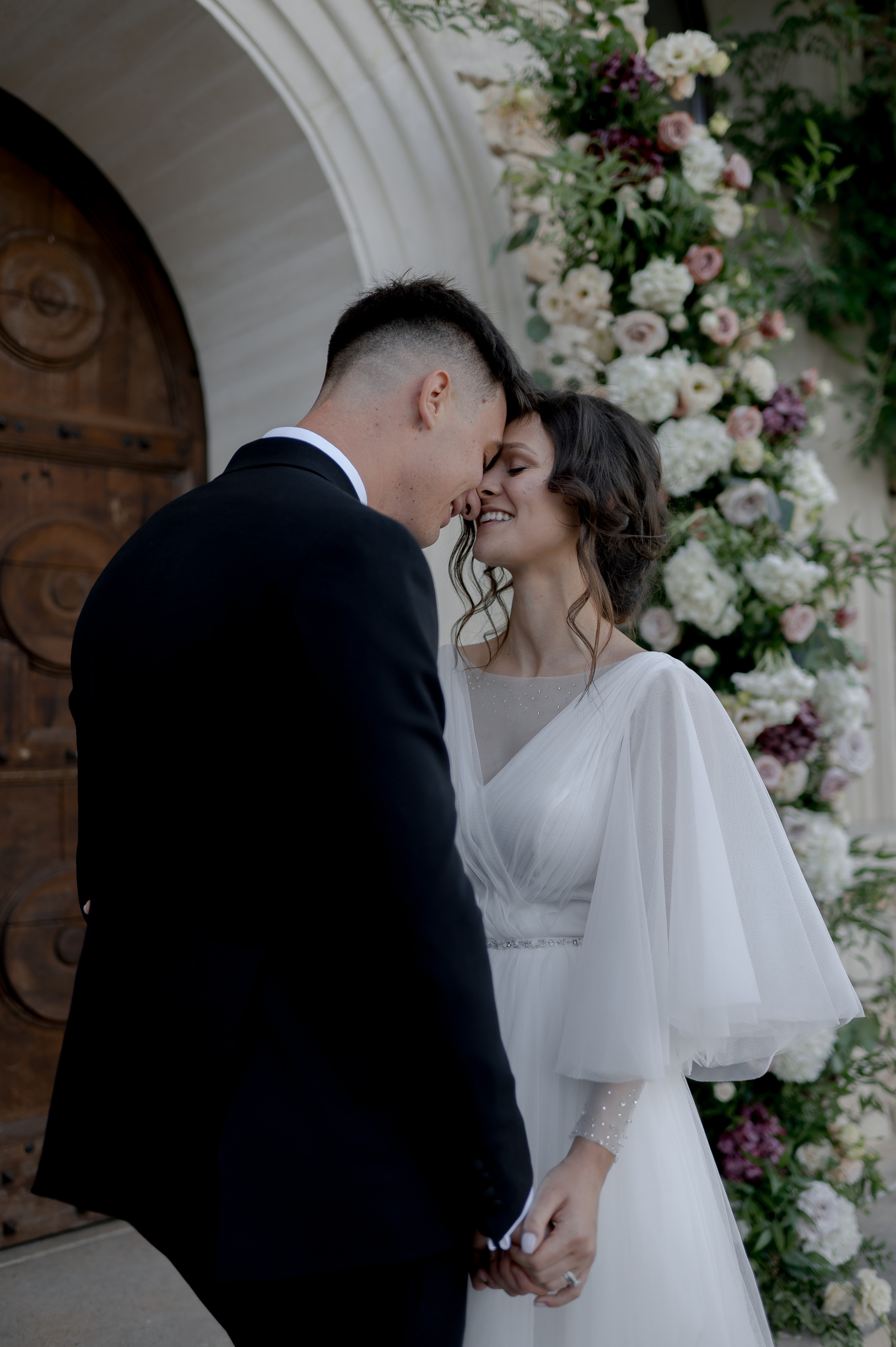 Cluj Wedding at Sungarden Resort. Fairytale wedding in Romania. Wedding photographer and videographer based in Timisoara, Romania