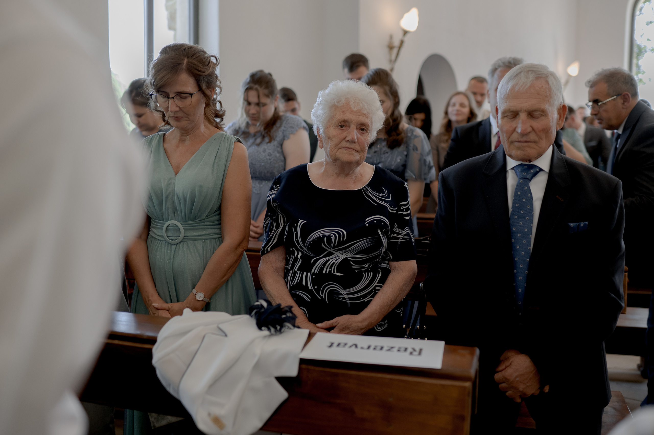 Cluj Wedding at Sungarden Resort. Fairytale wedding in Romania. Wedding photographer and videographer based in Timisoara, Romania