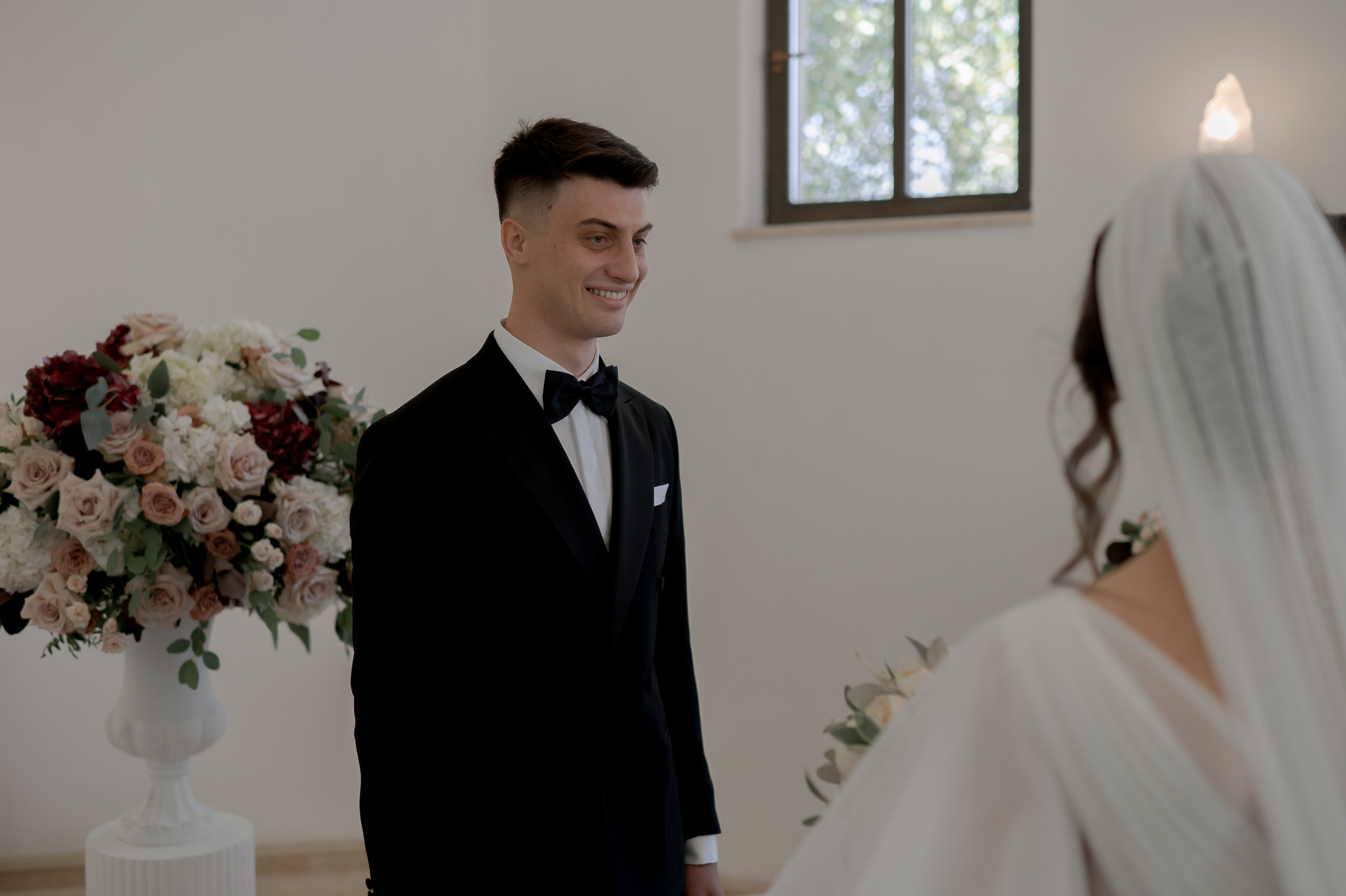 Cluj Wedding at Sungarden Resort. Fairytale wedding in Romania. Wedding photographer and videographer based in Timisoara, Romania