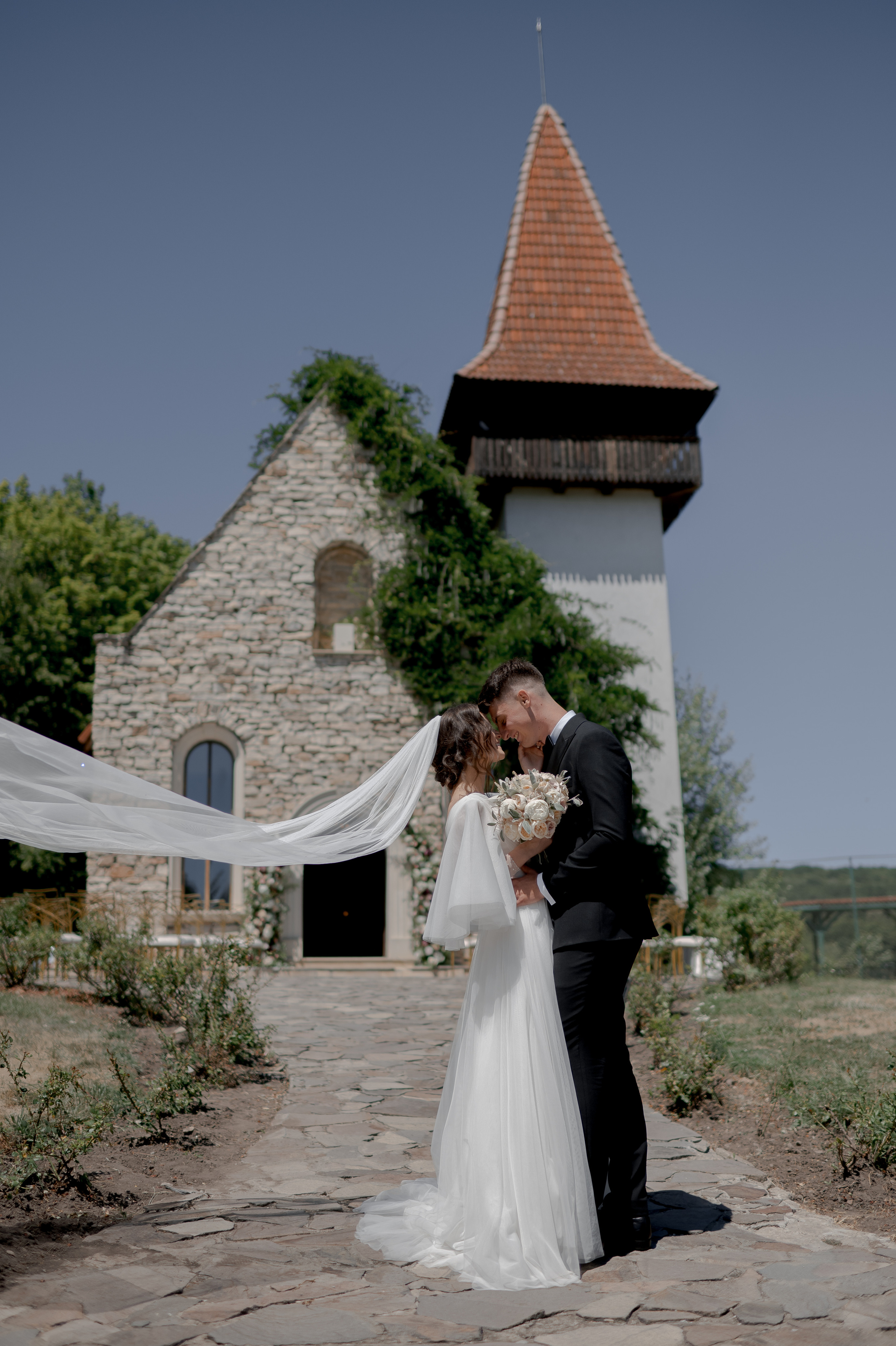 Cluj Wedding at Sungarden Resort. Fairytale wedding in Romania. Wedding photographer and videographer based in Timisoara, Romania