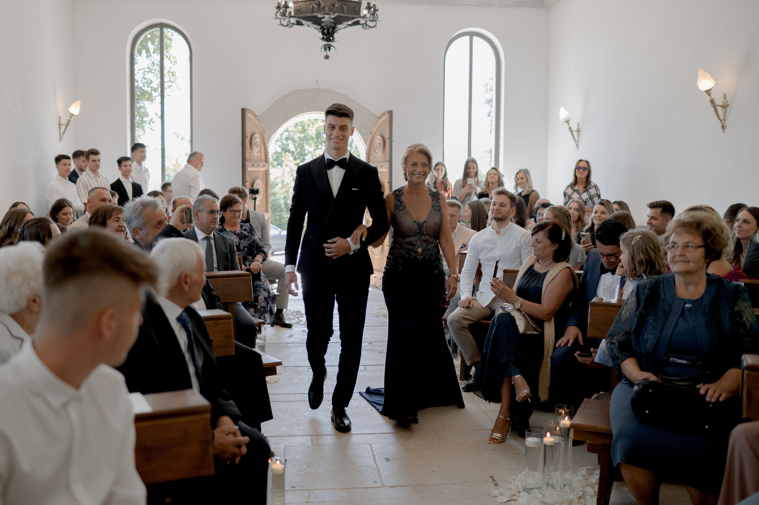 Cluj Wedding at Sungarden Resort. Fairytale wedding in Romania. Wedding photographer and videographer based in Timisoara, Romania