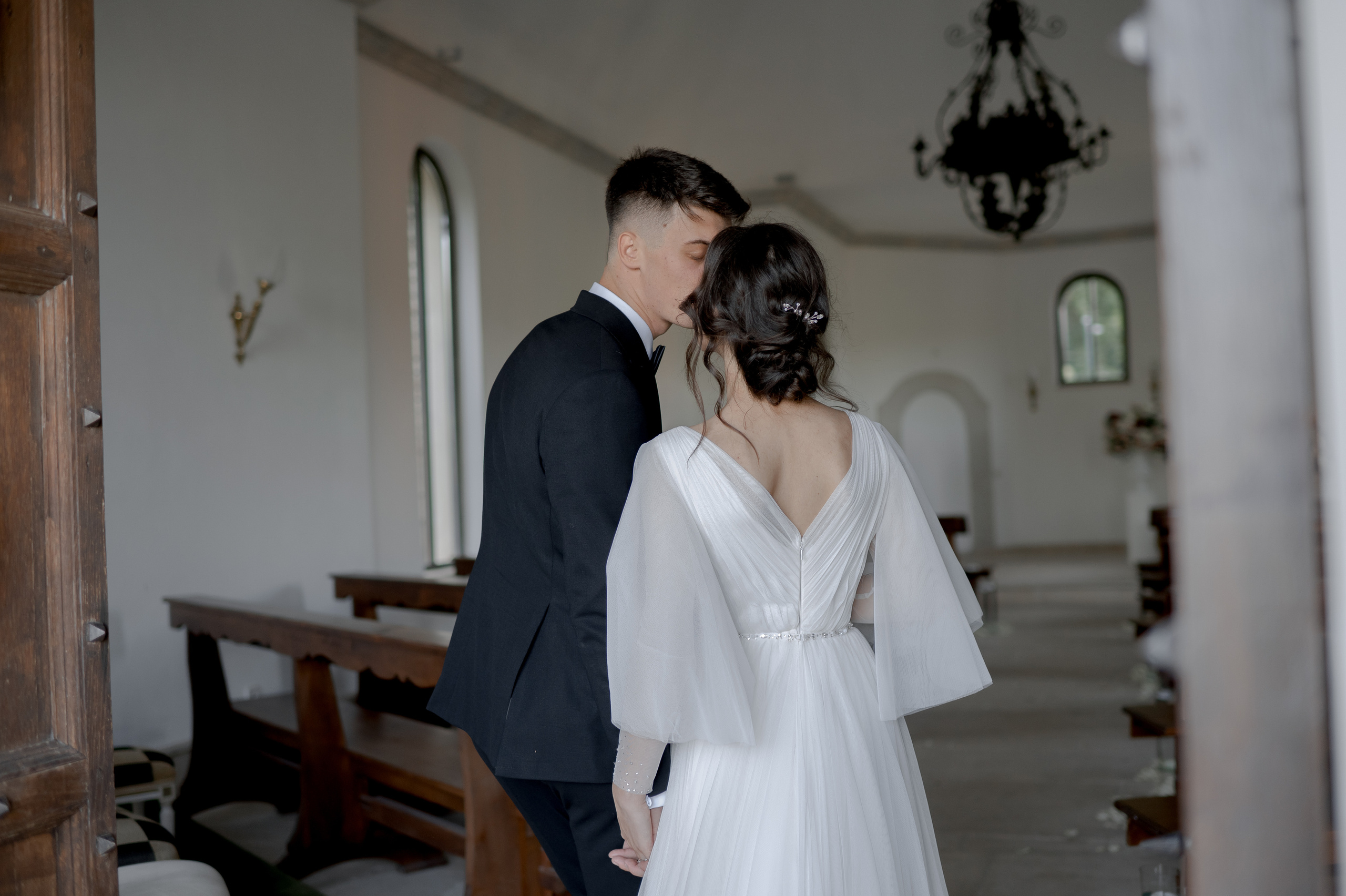 Cluj Wedding at Sungarden Resort. Fairytale wedding in Romania. Wedding photographer and videographer based in Timisoara, Romania