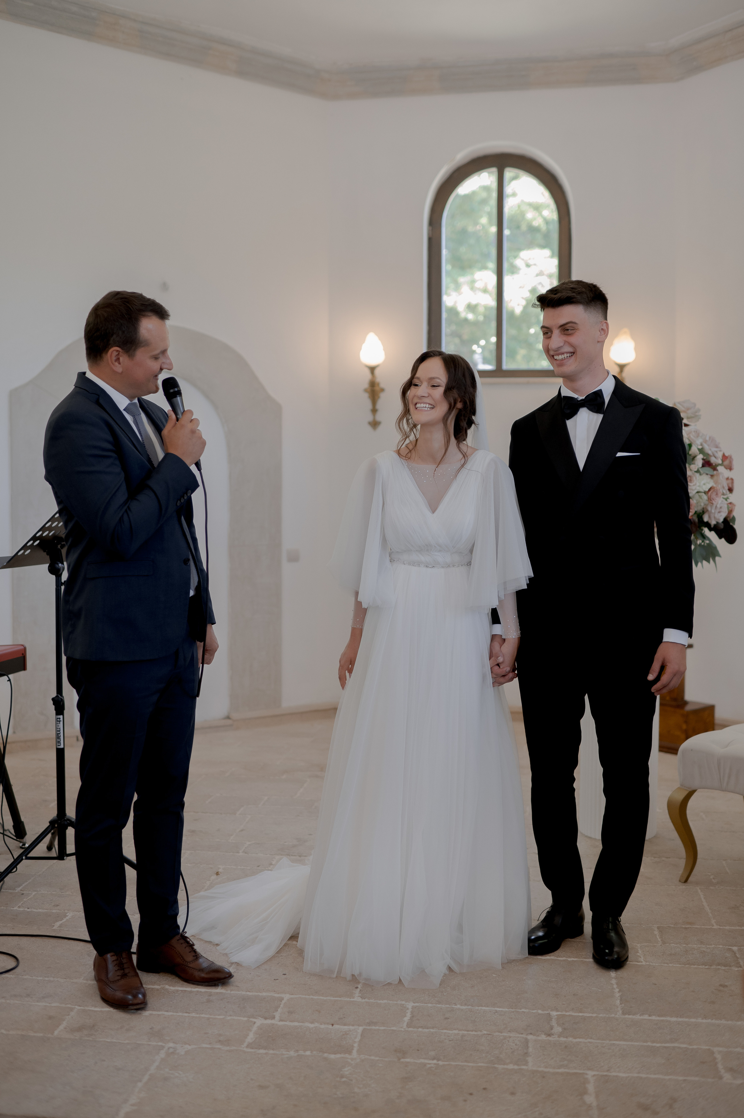 Cluj Wedding at Sungarden Resort. Fairytale wedding in Romania. Wedding photographer and videographer based in Timisoara, Romania