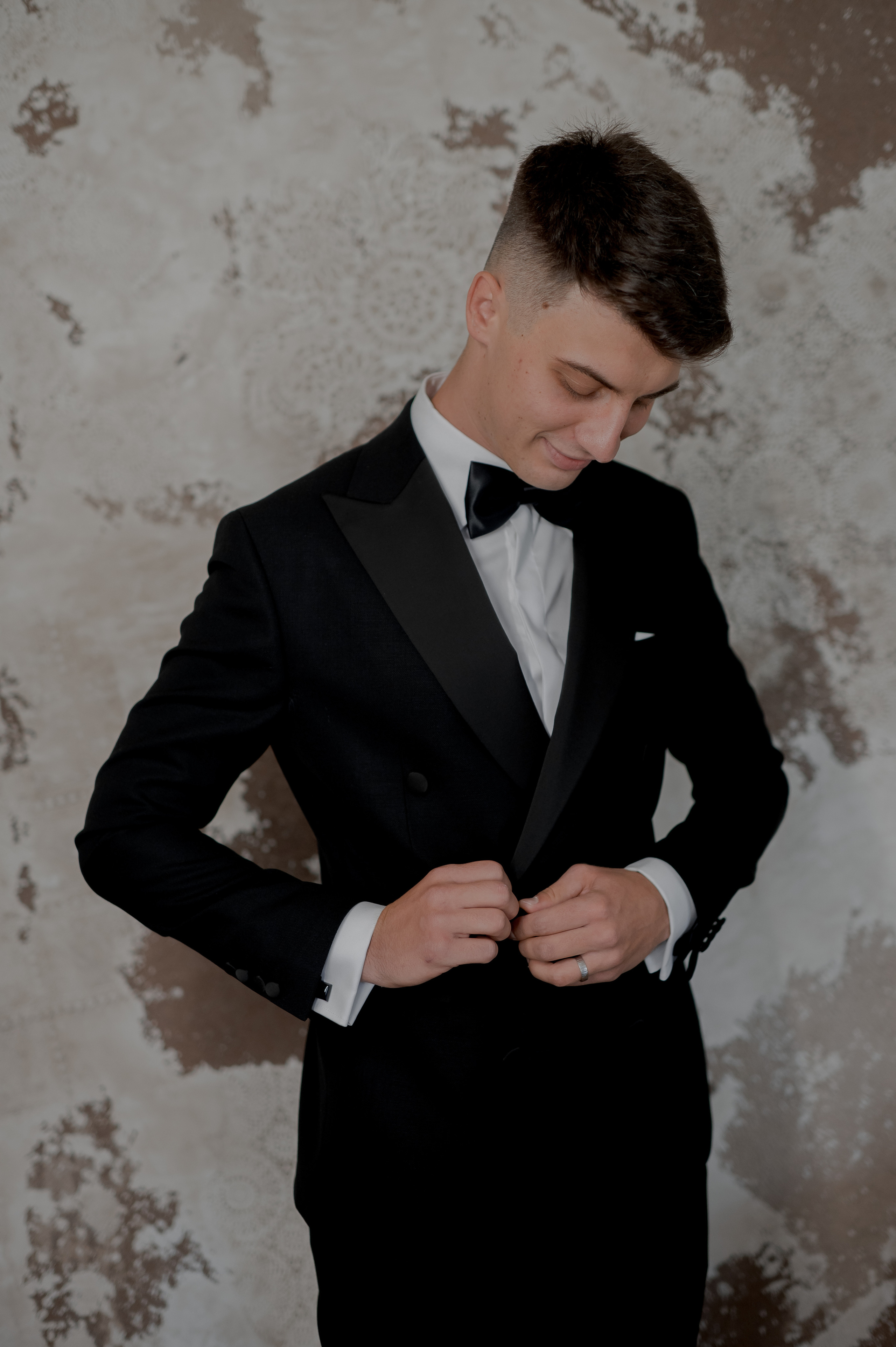 Cluj Wedding at Sungarden Resort. Fairytale wedding in Romania. Wedding photographer and videographer based in Timisoara, Romania