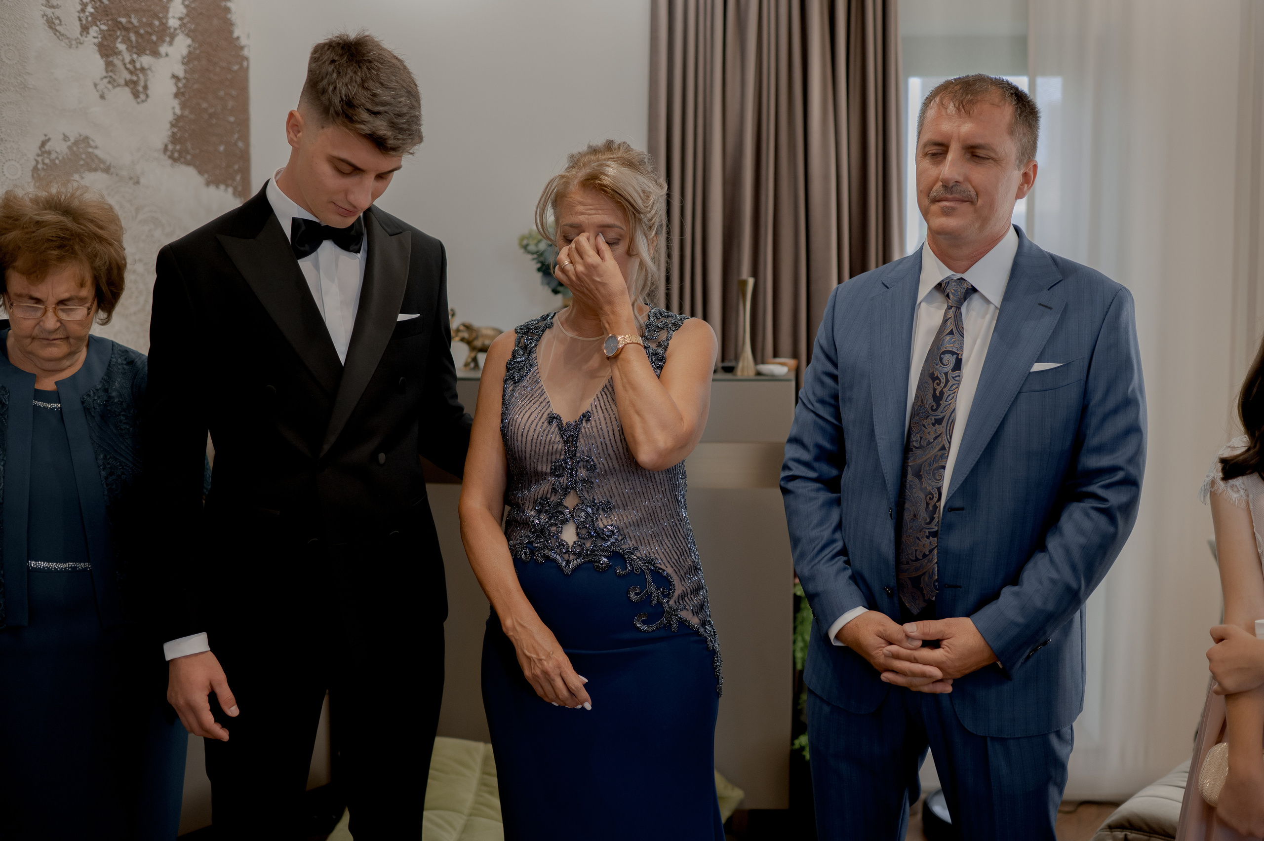 Cluj Wedding at Sungarden Resort. Fairytale wedding in Romania. Wedding photographer and videographer based in Timisoara, Romania