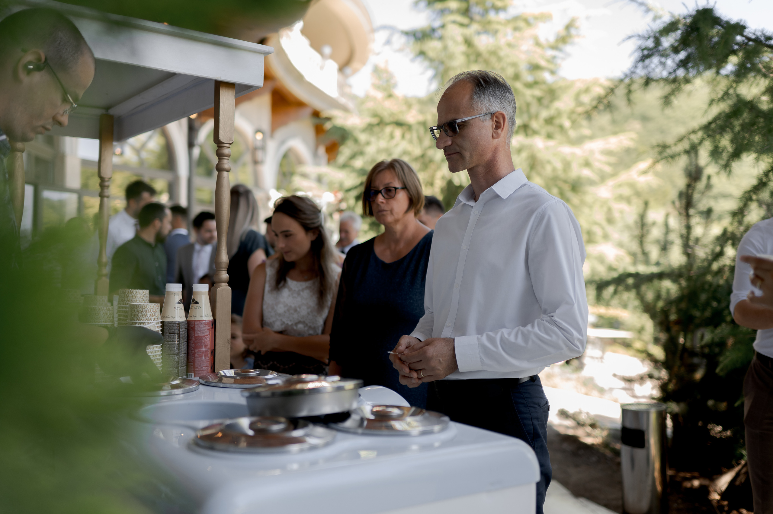 Cluj Wedding at Sungarden Resort. Fairytale wedding in Romania. Wedding photographer and videographer based in Timisoara, Romania