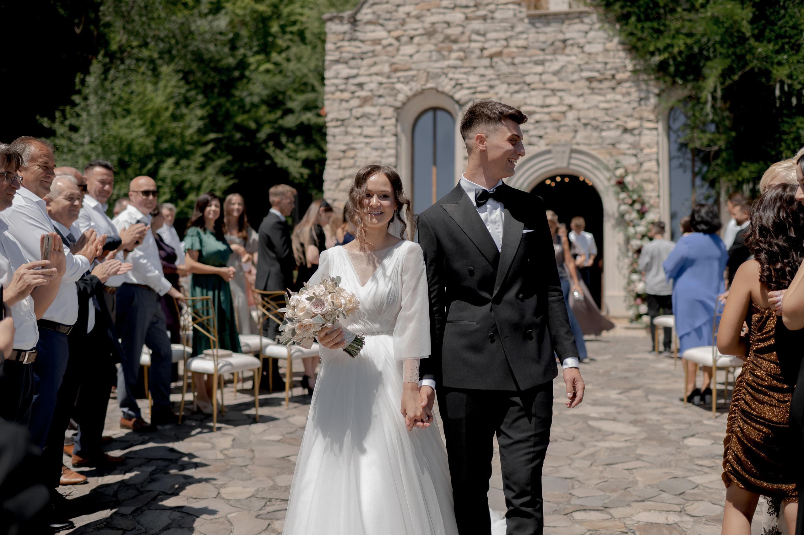 Cluj Wedding at Sungarden Resort. Fairytale wedding in Romania. Wedding photographer and videographer based in Timisoara, Romania