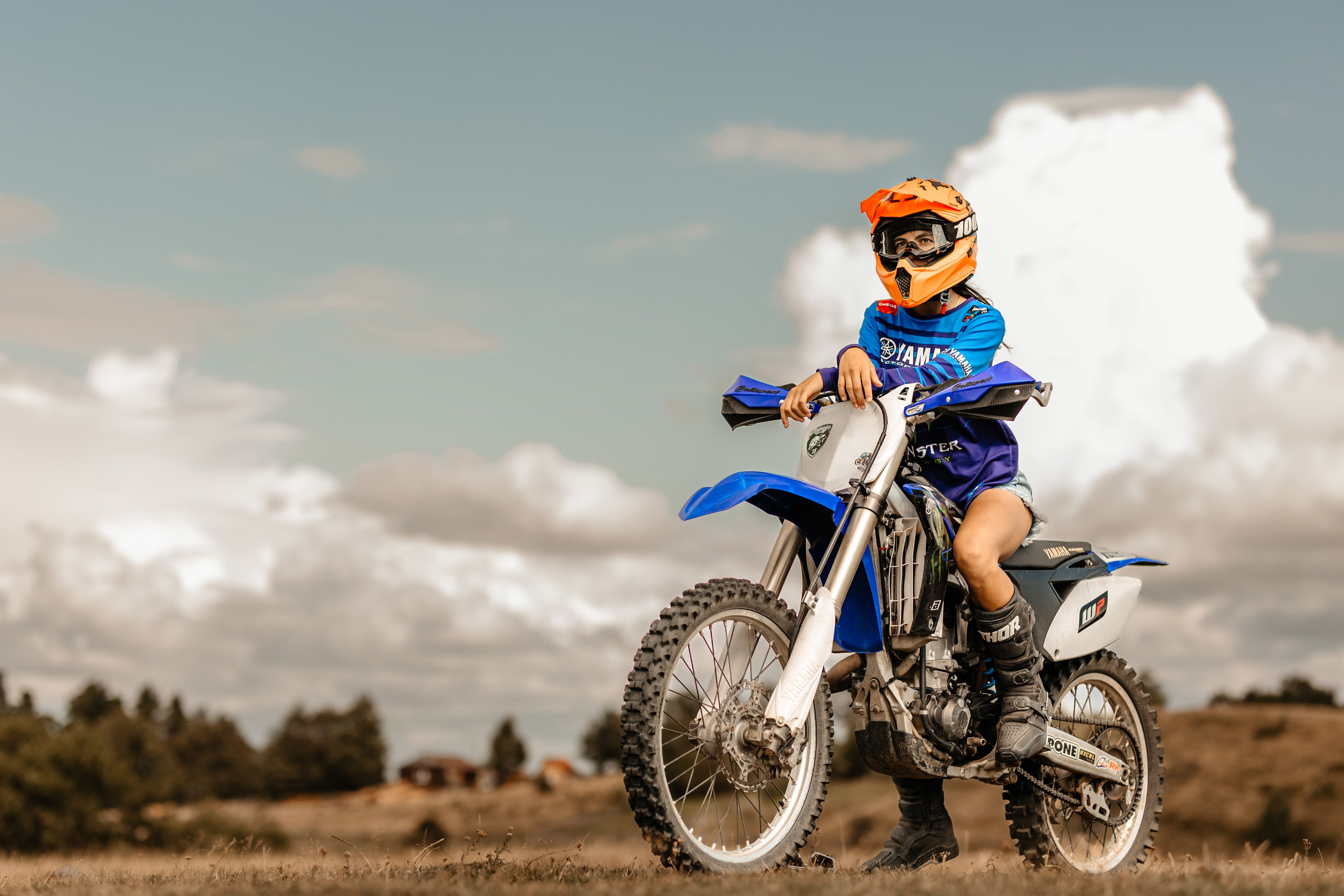 Fetele Enduro. Ionut Brehuescu — Fotograf