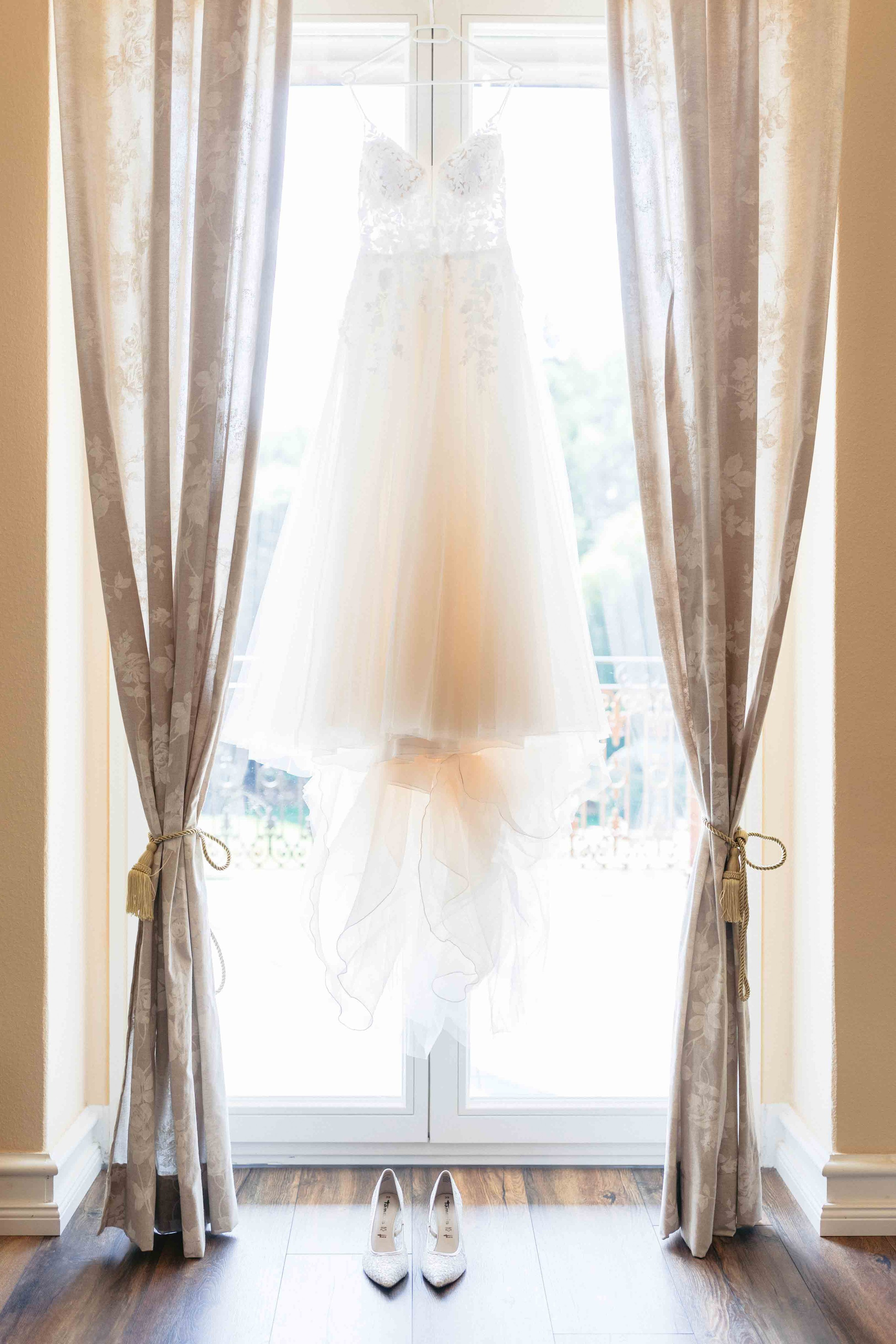 Brautkleid im Rittergut Voldagsen bei Hochzeit