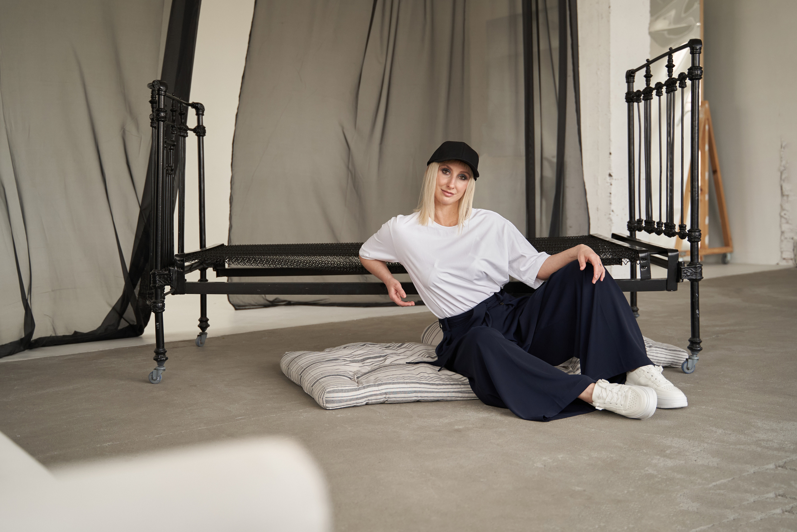 Julia. Style. Photographer in Barcelona Spain Zhanna Zakharchenko