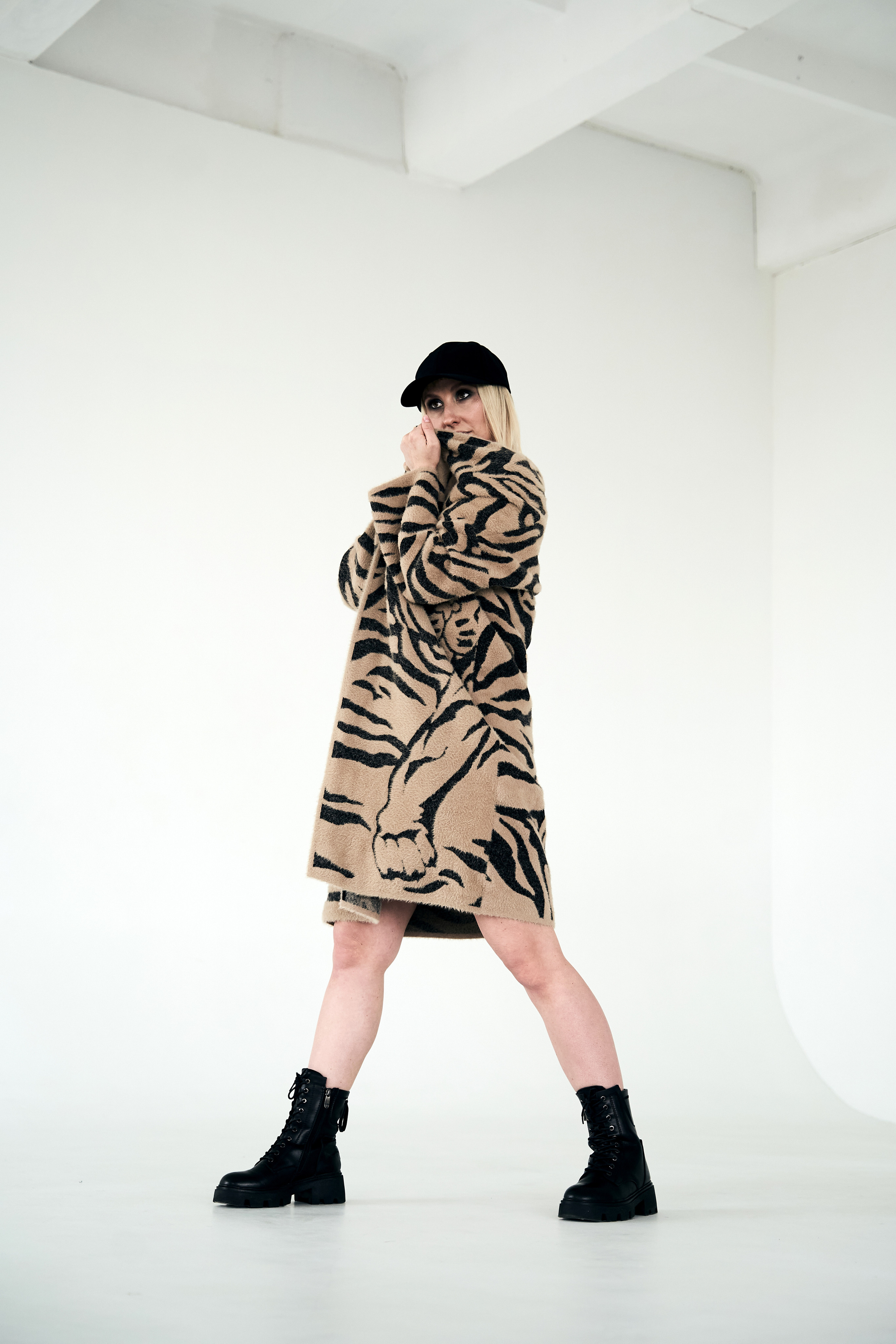 Julia. Style. Photographer in Barcelona Spain Zhanna Zakharchenko