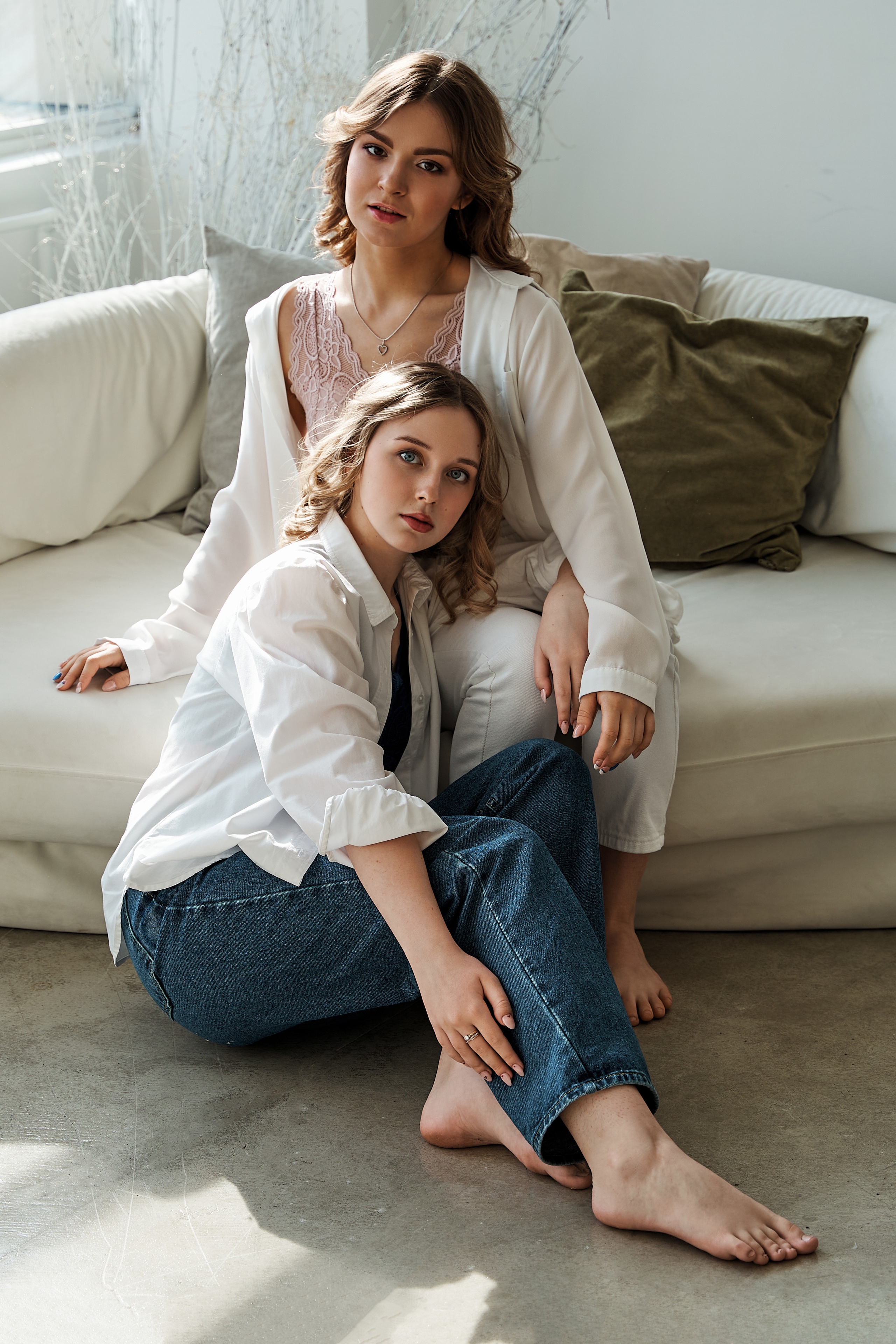 Anastasia. Girlfriends photo shoot. Photographer in Barcelona Spain Zhanna Zakharchenko