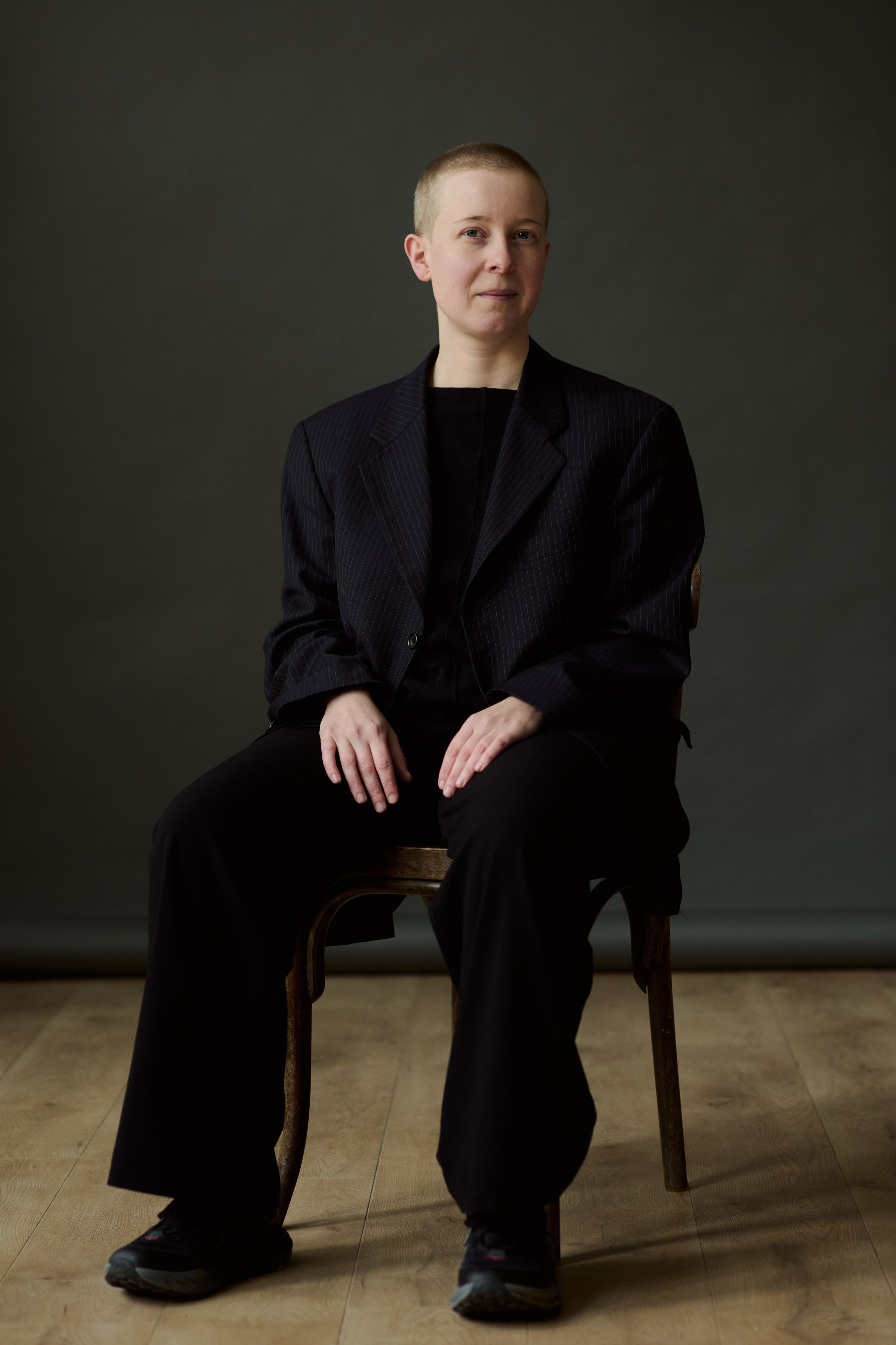 Portrait of Eleye, visual artist Amsterdam. Portrait Photographer in Brussels & Amsterdam — Victoria Ushkanova