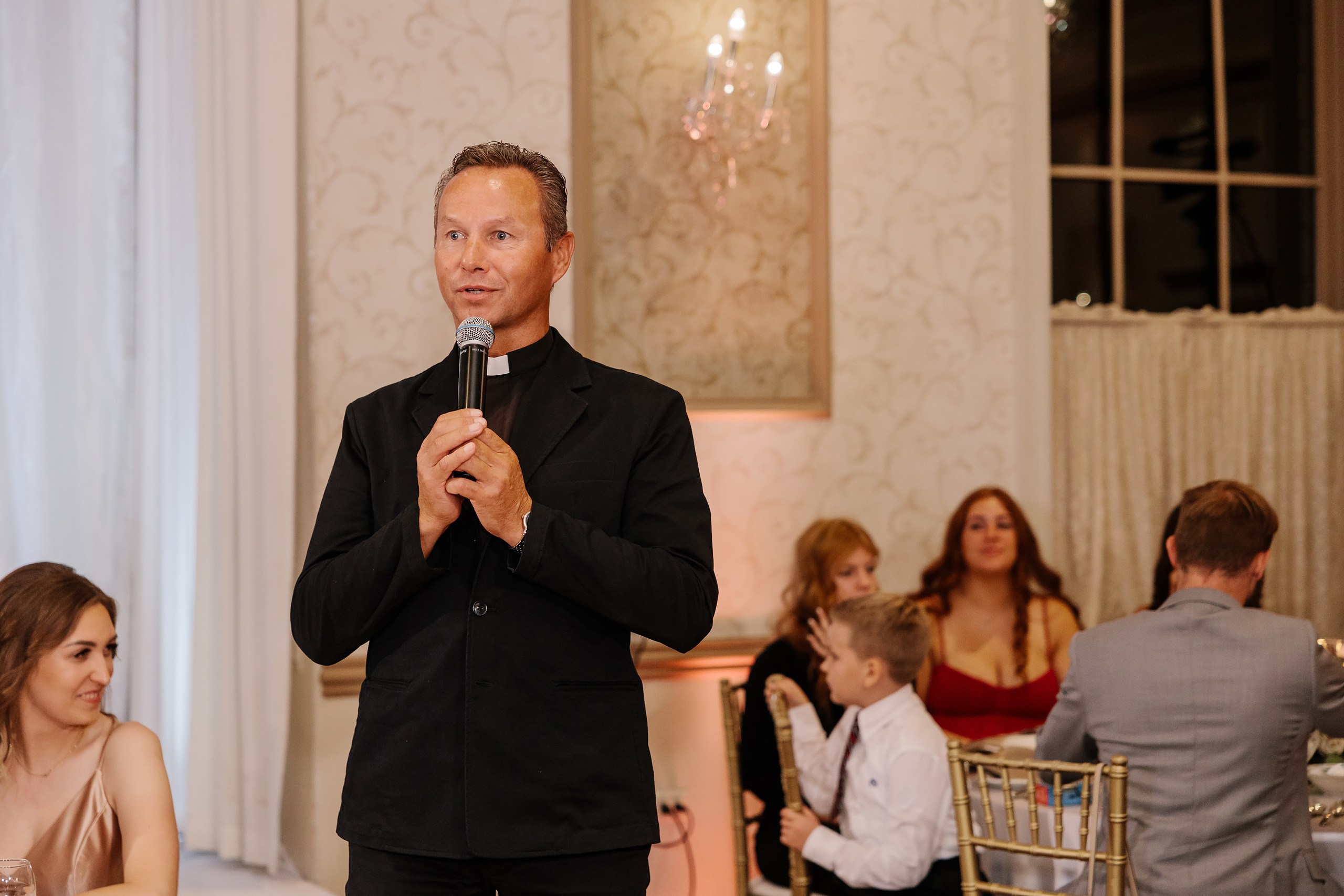 05.10.2024 Wedding. Wedding family event photographer in Chicago Nick Yushevich