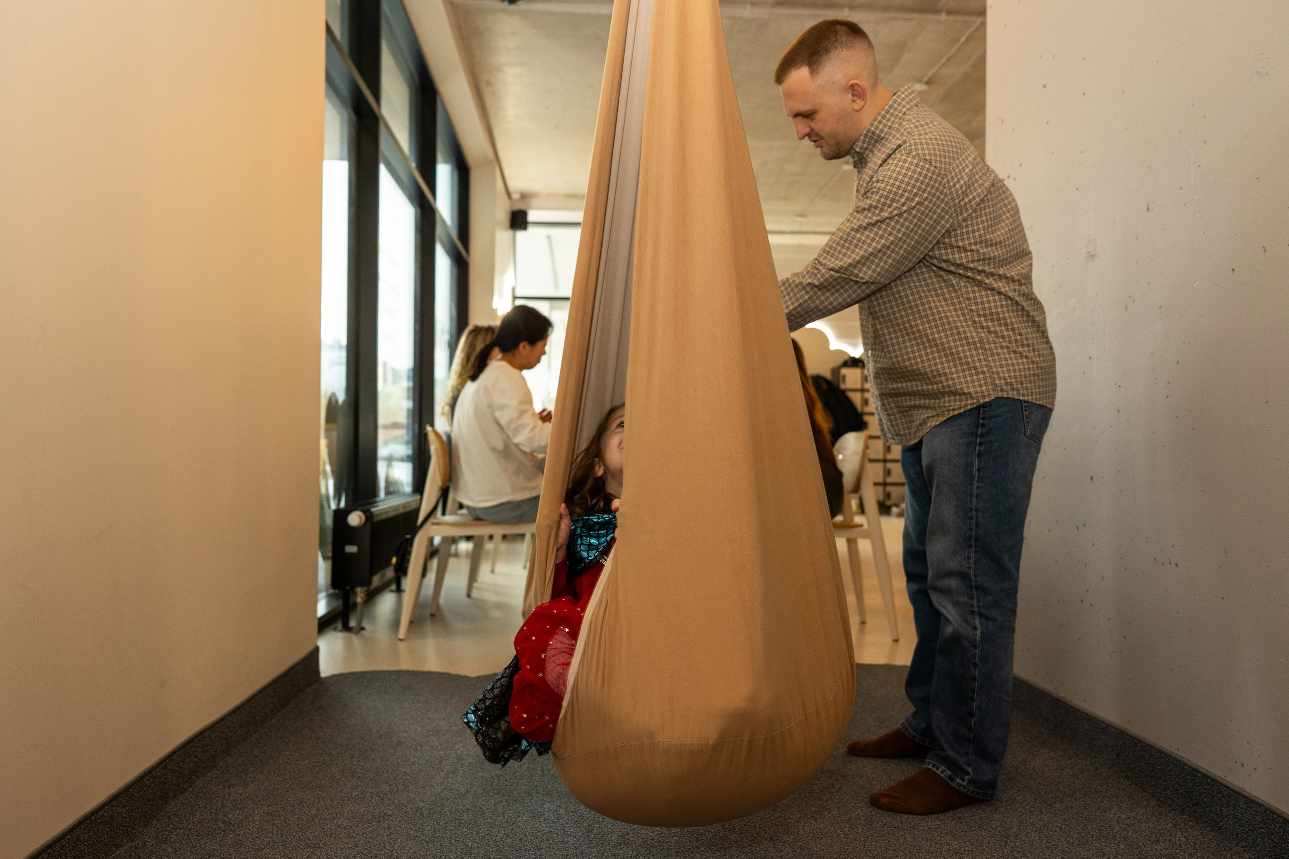 День рождения Артёма 24 января 2026 года. Семейный и детский фотограф в Варшаве Мила Бобровская