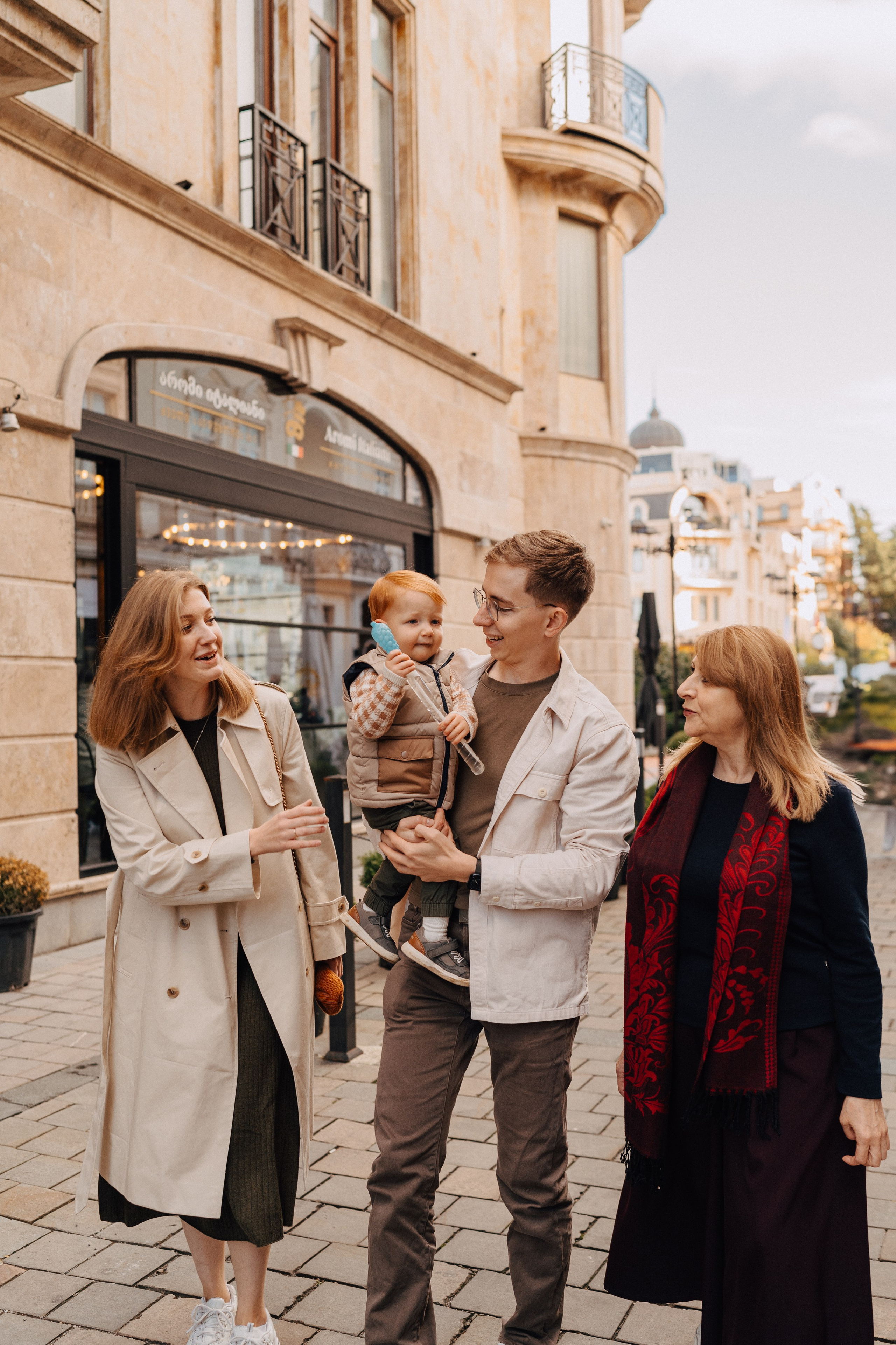 Семейная фотосессия в Батуми. Портретный и свадебный фотограф в Батуми Валерия Азаренко