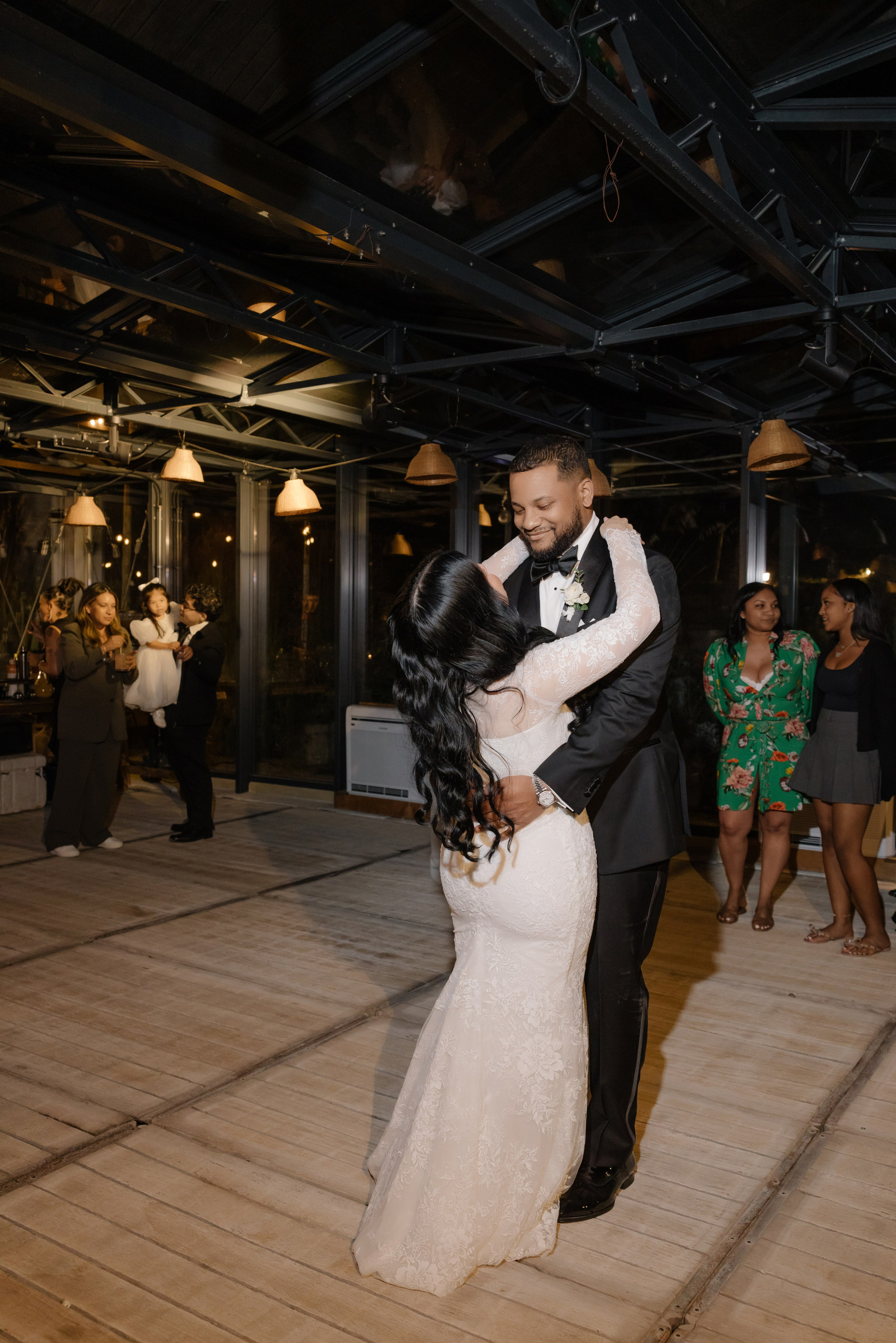 Mitcell&Melanie digital. Wedding photographer Italy