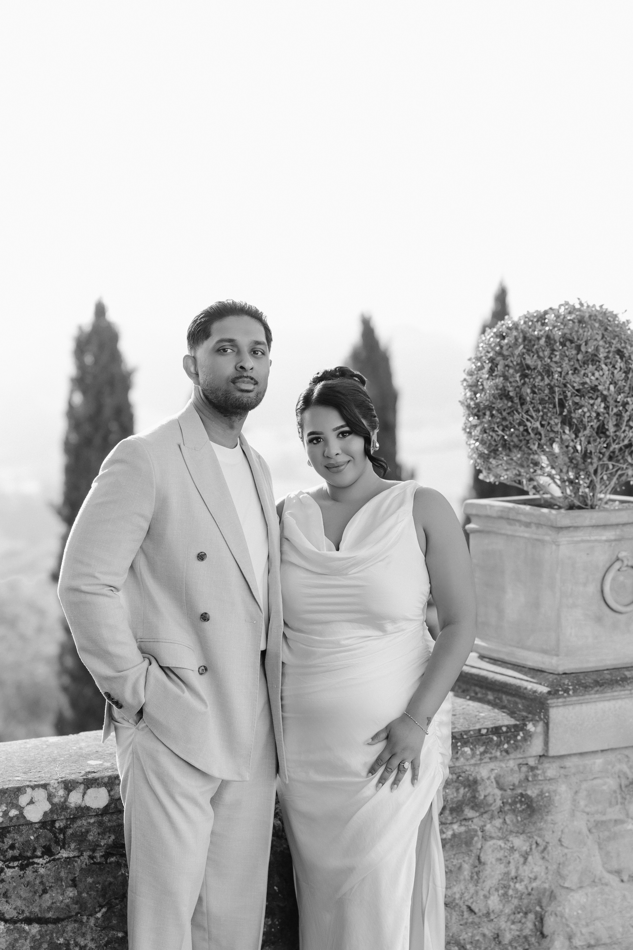 Pre-wedding in Tuscany. Wedding photographer Italy