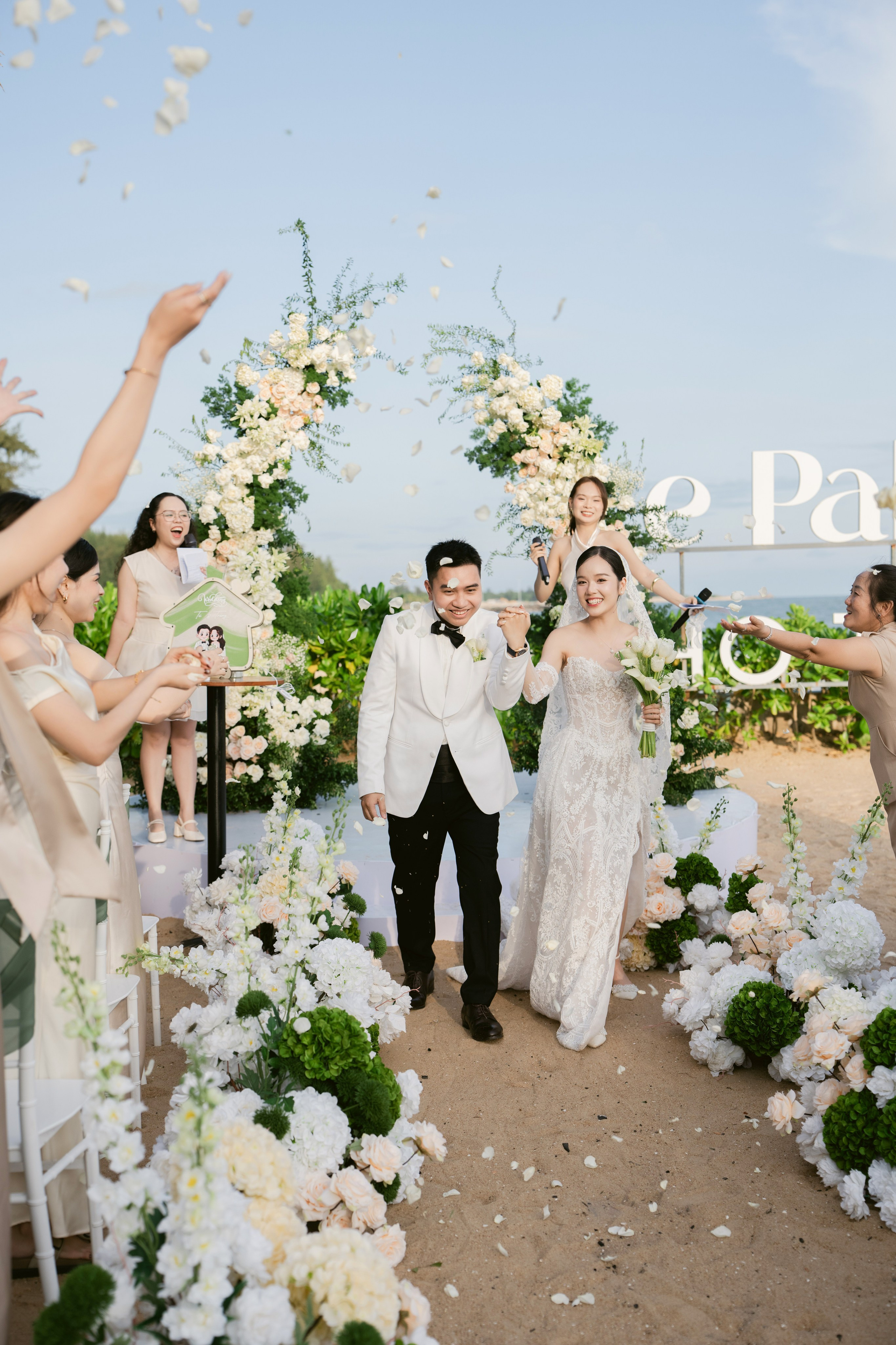 Tu + Trang | Photojournalism. BenColor Studio