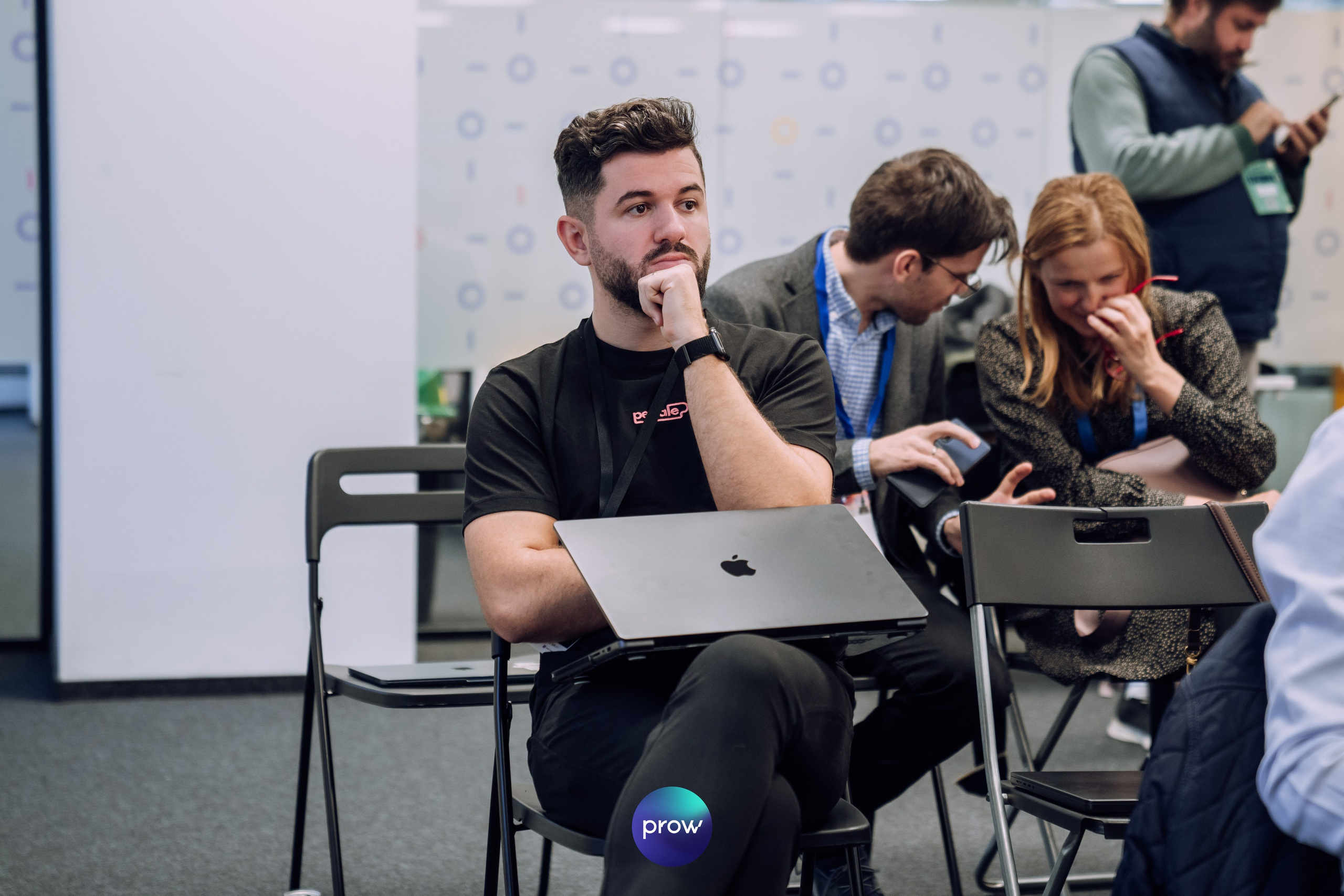 InVest DemoDay @ Cowork. Cozac Cristian Photographer