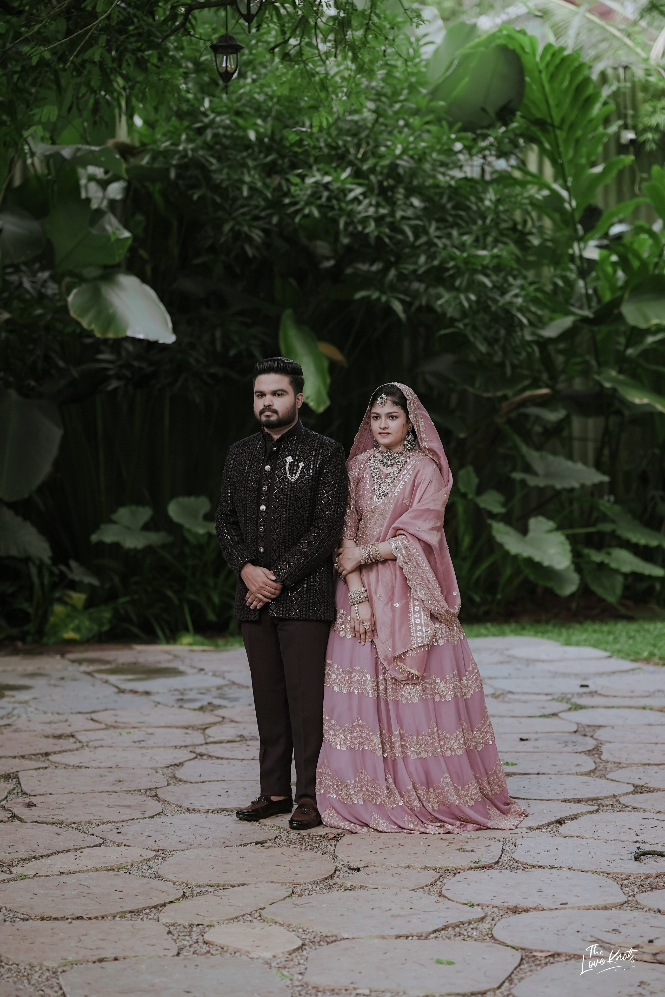 SHIBIL / RISLA. Theloveknots