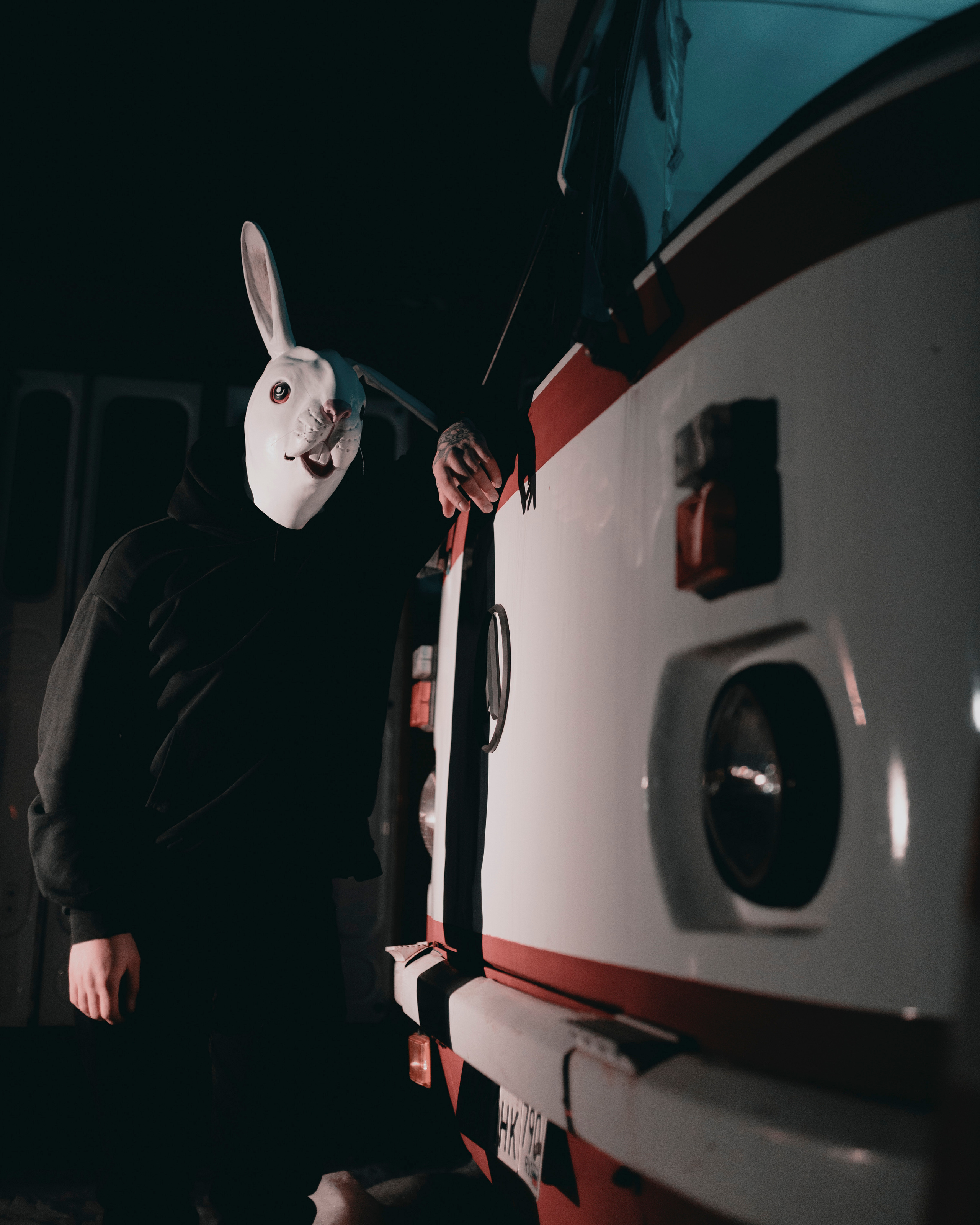 ЗАЯЦ | ЛИАЗ. Портретный и спортивный фотограф в Алматы Алексей Овечкин