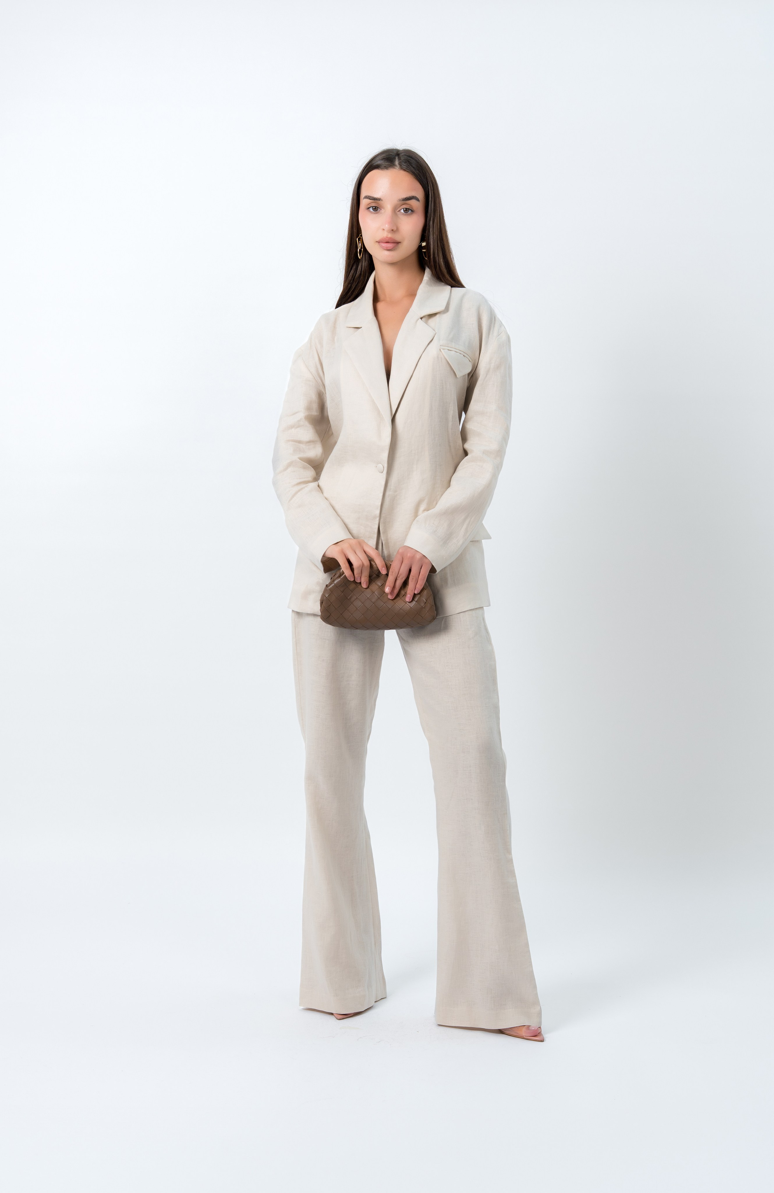 E-COMMERCE FASHION. “Thoughtfully built. Beautifully aligned.”