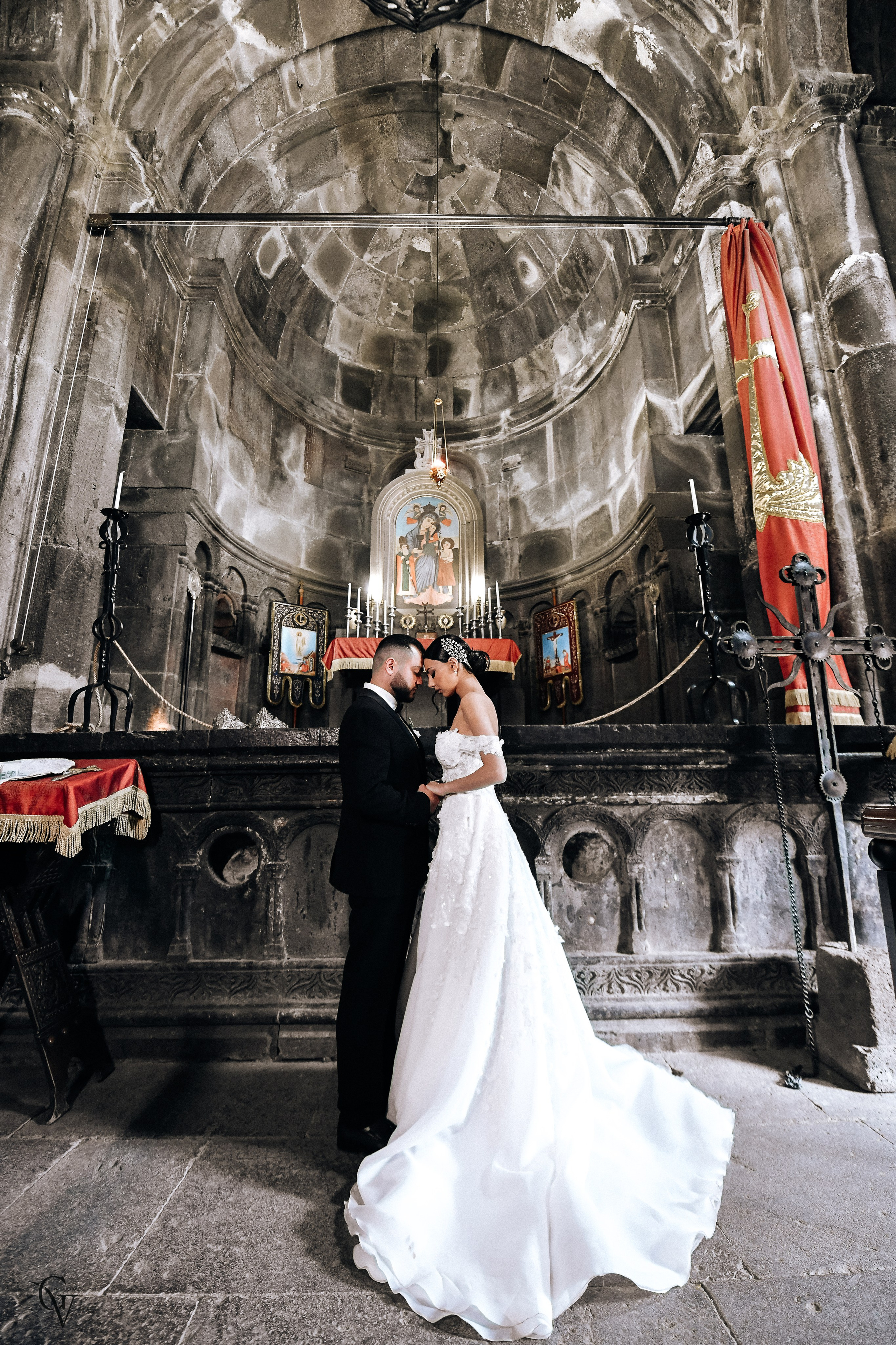 Свадебная фотосессия в Гарни. Свадебные фото и видео сьемки в Армении и во всем мире!!! Фотогаф в Ереване!!!