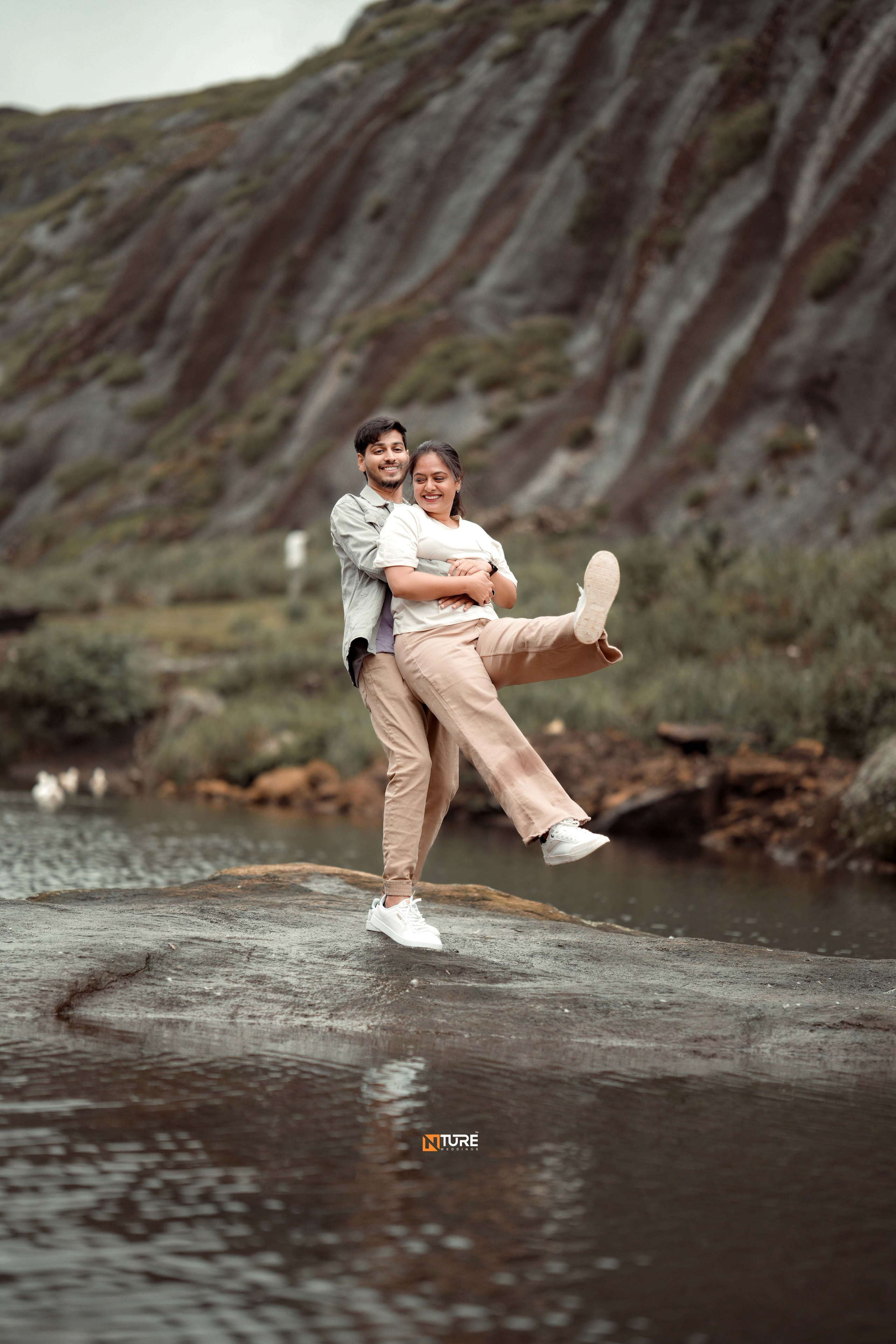 PHOTOS. NTURE WEDDING