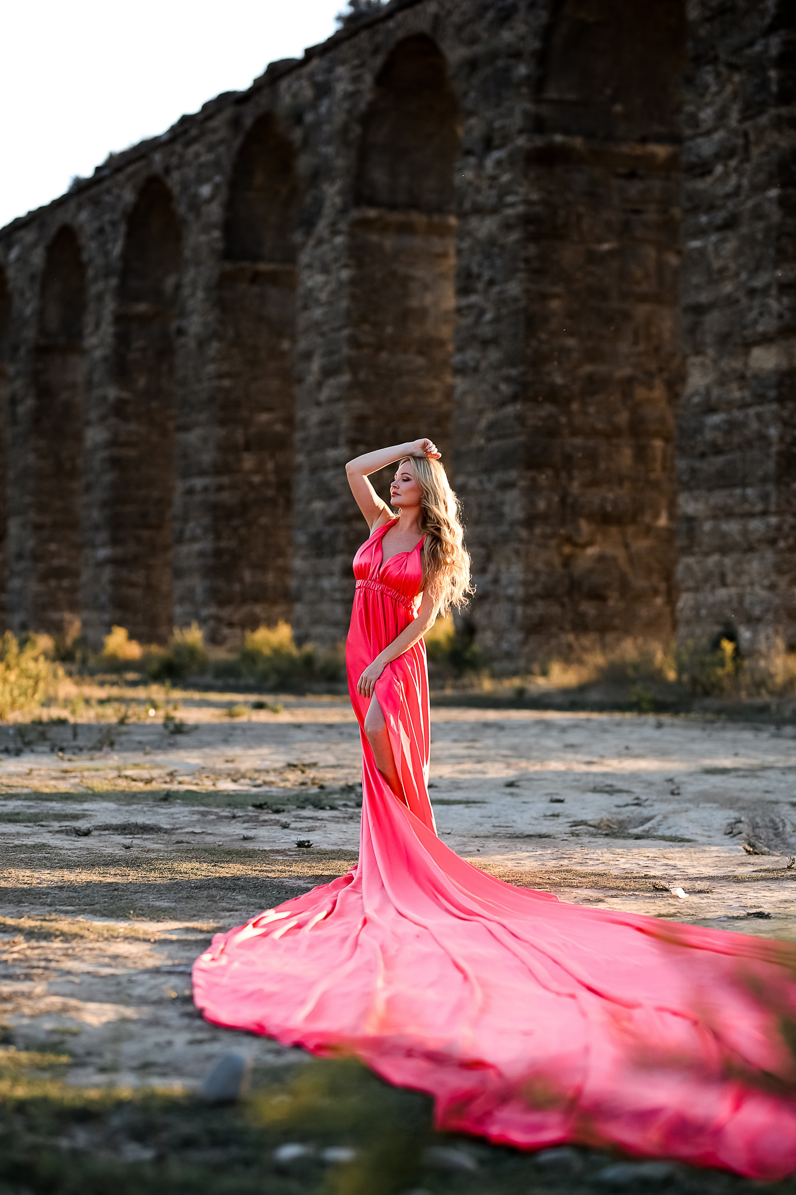 Flying dresses for rent. Photographer in Turkey, Antalya, Kemer, Belek, Side, Kas, Fethiye