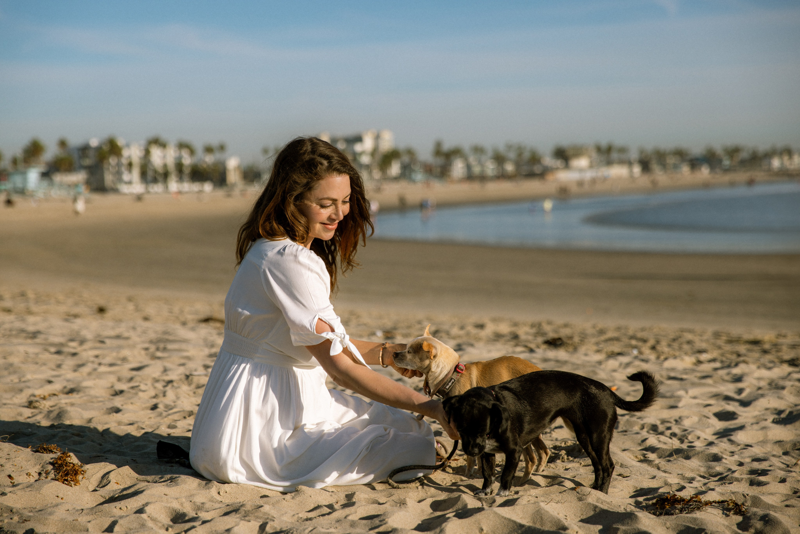 Gillian, Baby & Delilah | Venice Beach. Photographer in Los Angeles. Julia Ishmuratova