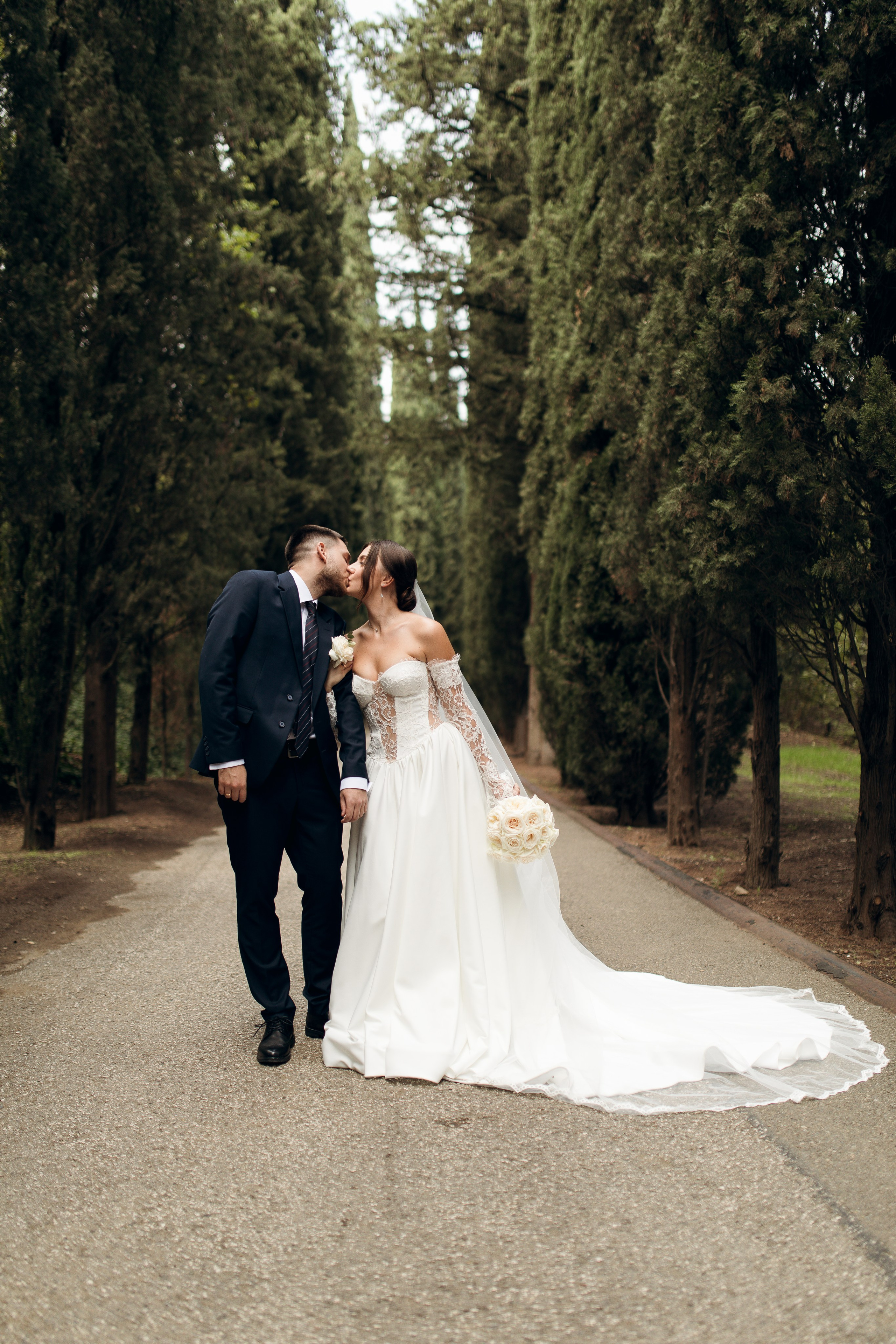 Денис & Каріна. Wedding photographer in Georgia