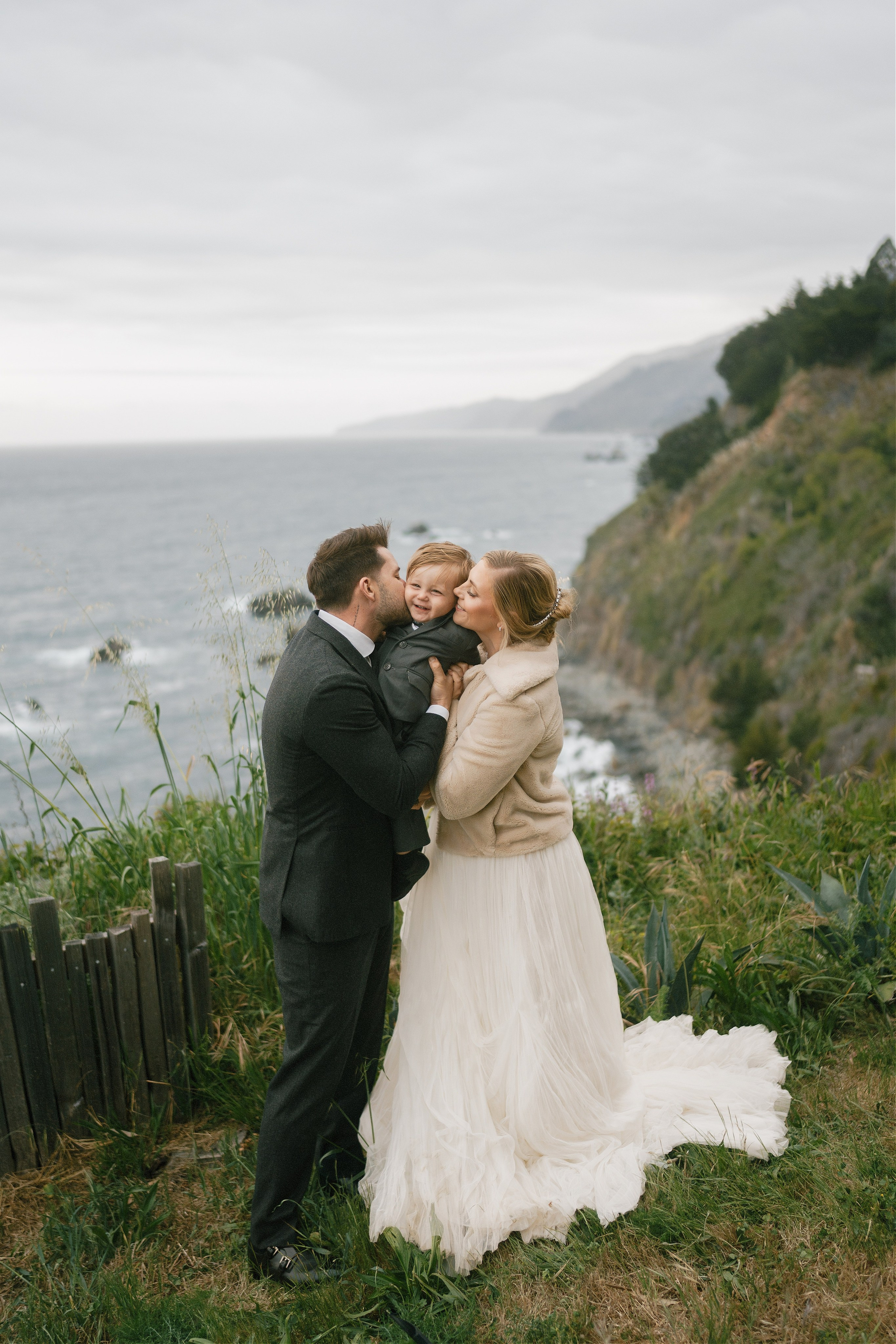 Wedding photographer Big Sur. Wedding Photography & Videography Team in California, Los Angeles, San Francisco, San Diego and Travel
