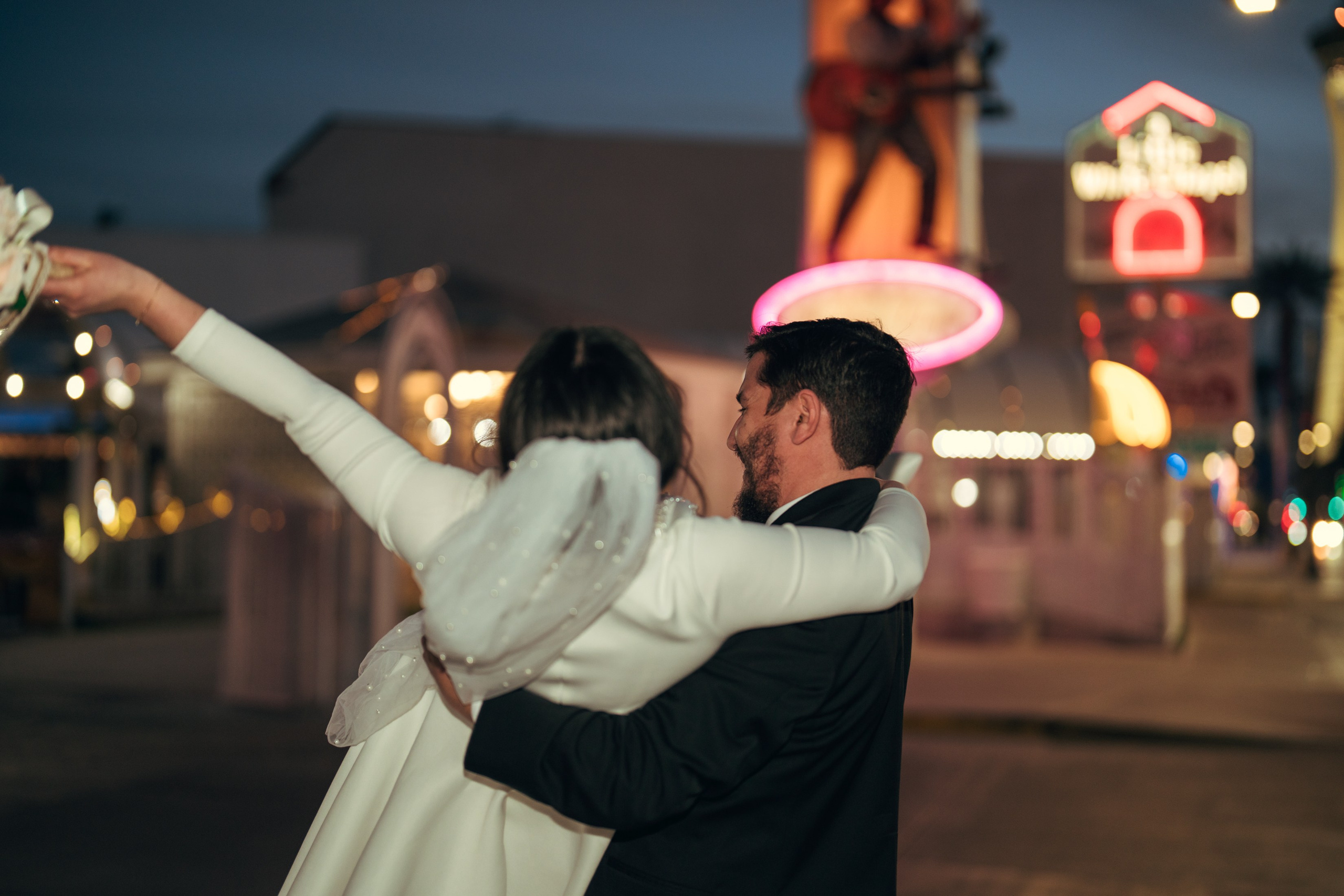 Elsa&Antony. Wedding & elopement photographer Viktoriya Kravtsov. Las Vegas