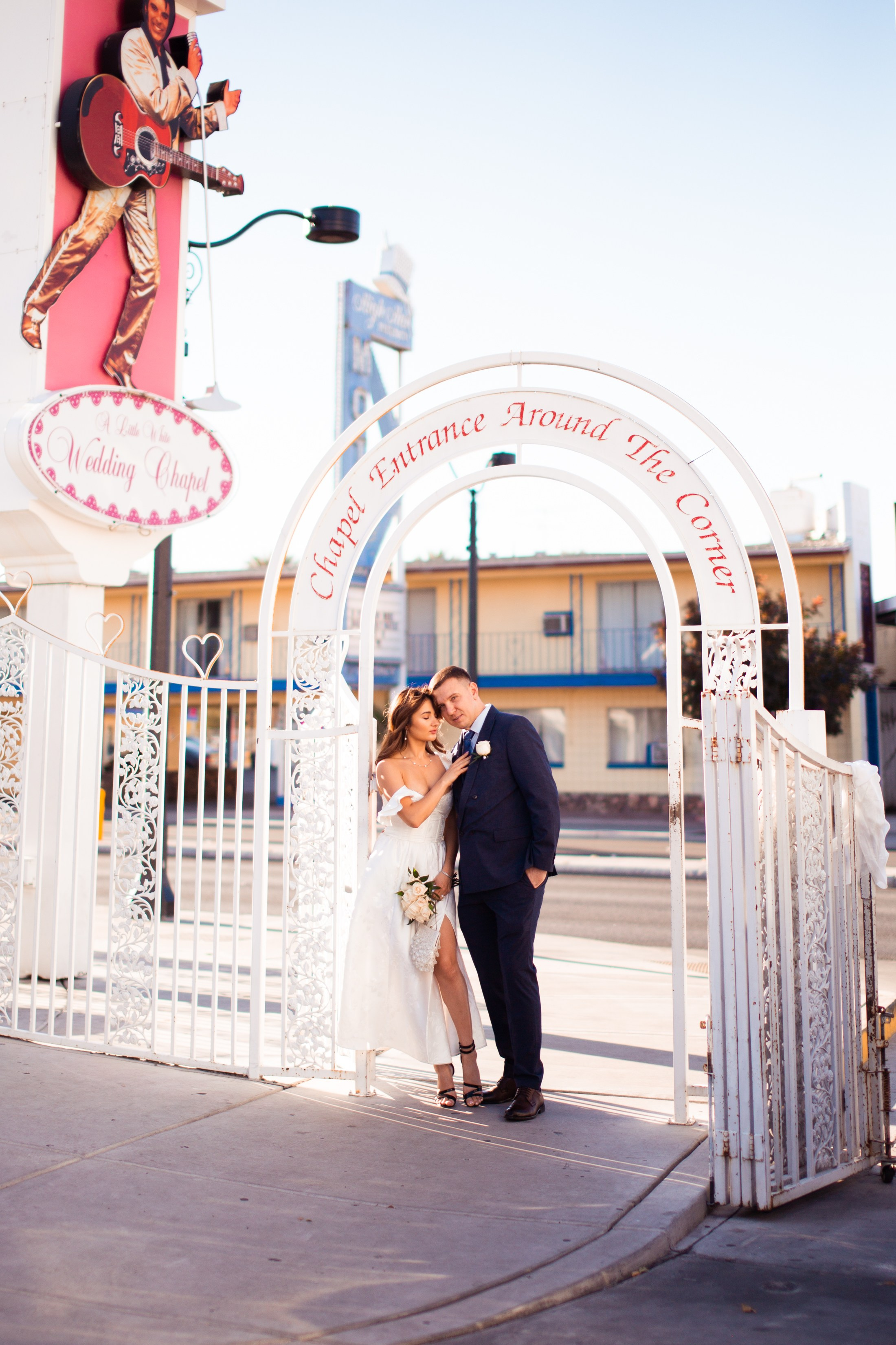 A&R. Wedding & elopement photographer Viktoriya Kravtsov. Las Vegas